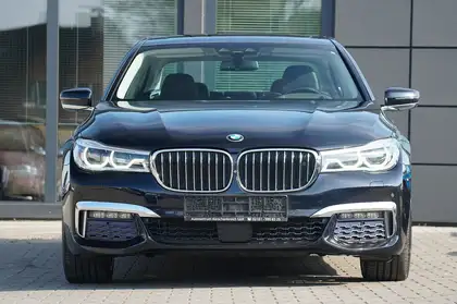 Annonce voiture d'occasion BMW 740 - CARADIZE