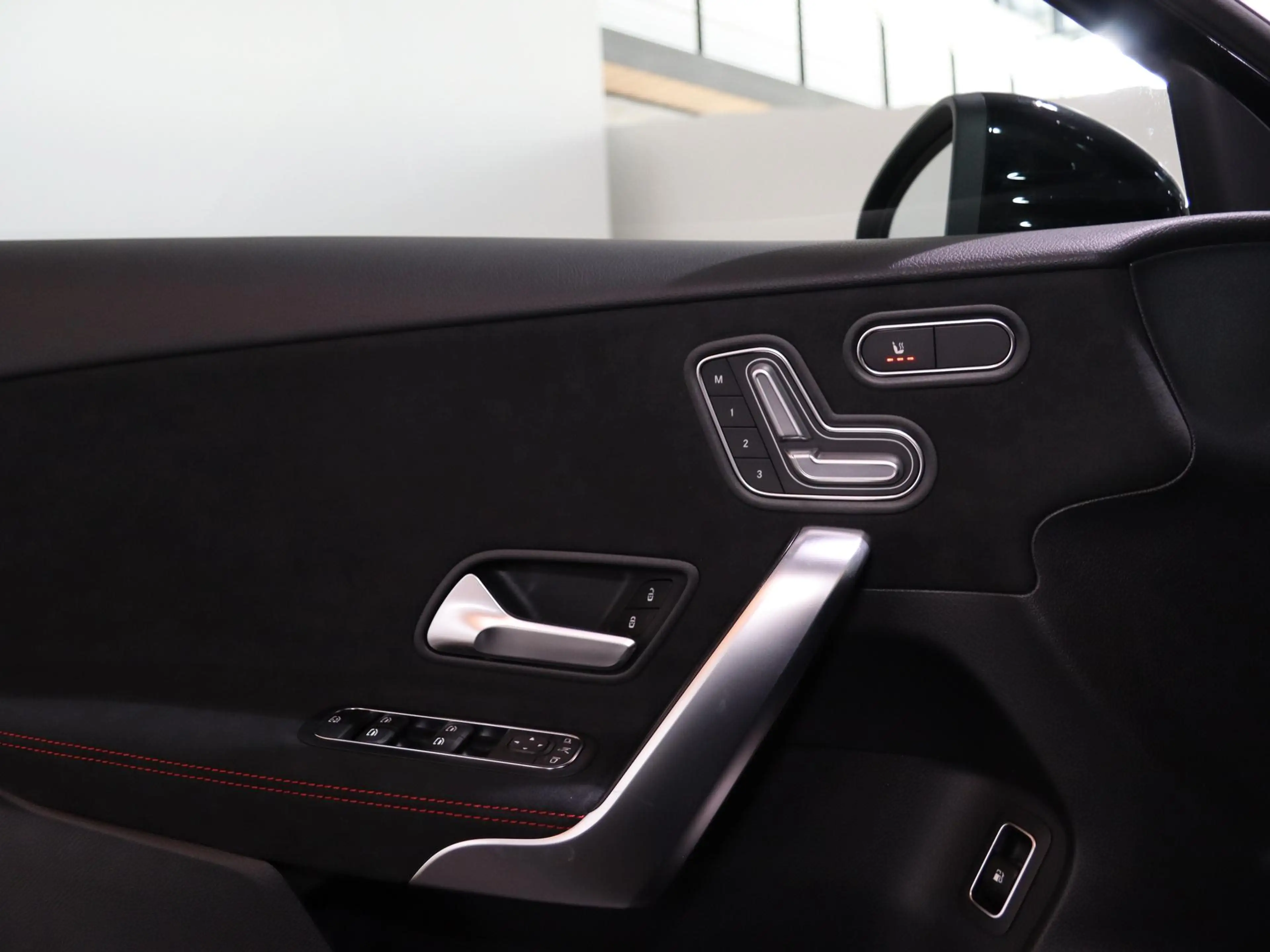 Mercedes-Benz A 250 e Business Solution AMG | Panoramaschuifdak | Prem — photo 12