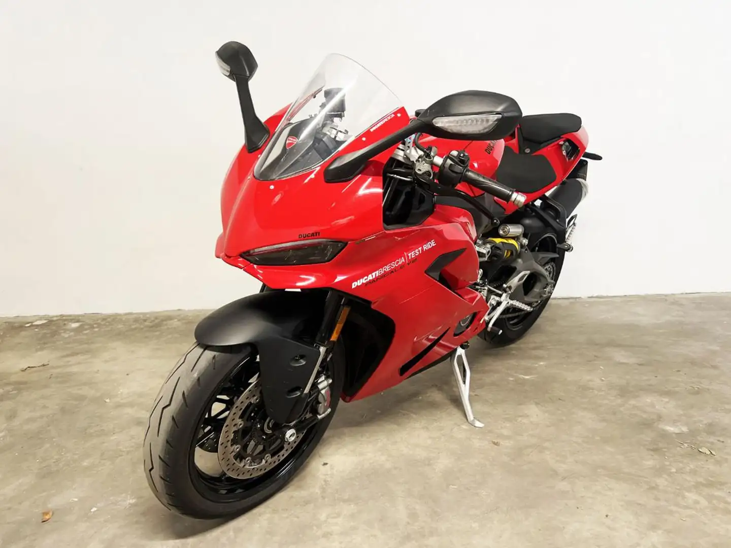 Ducati Panigale V2 890 red Rosso - 2