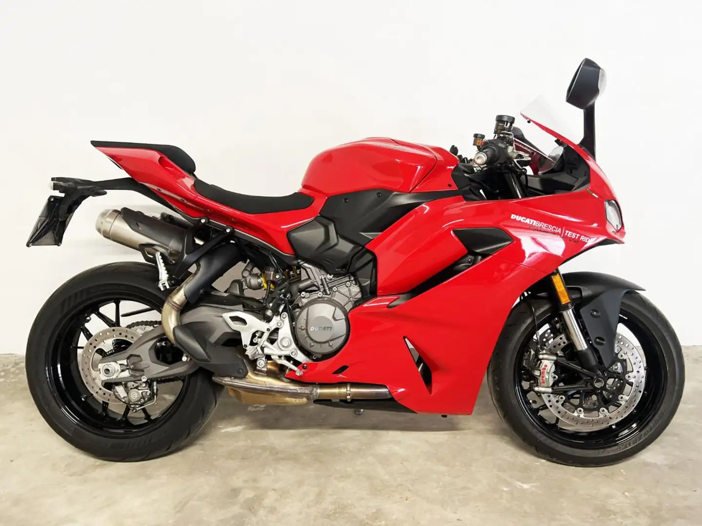 Ducati Panigale V2 890 red Rosso - 1