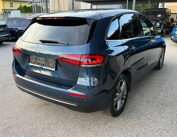 Mercedes-Benz B Class view 15