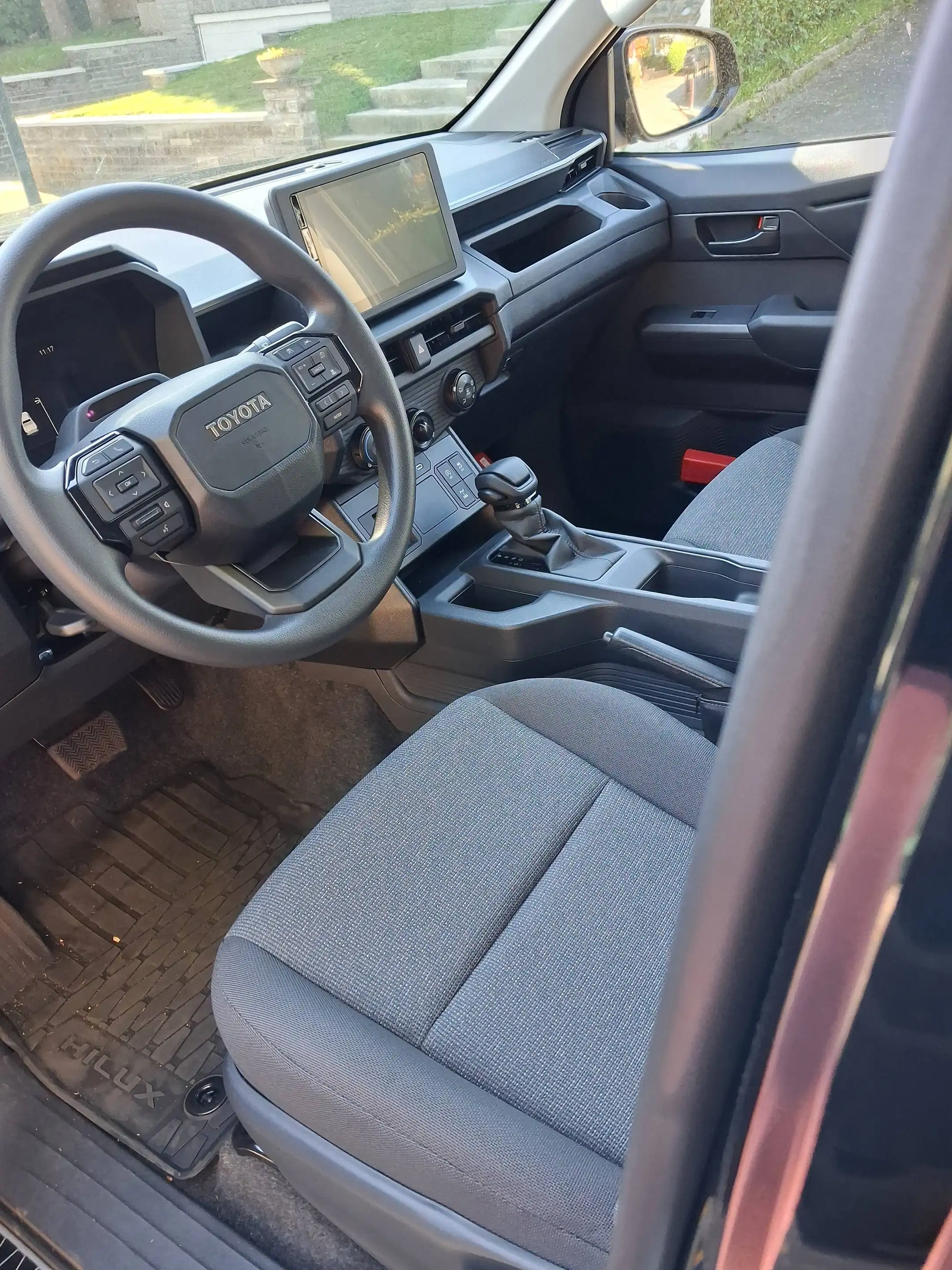 Toyota Hilux 2.8 D-4D 4WD Invincible ERC — photo 7