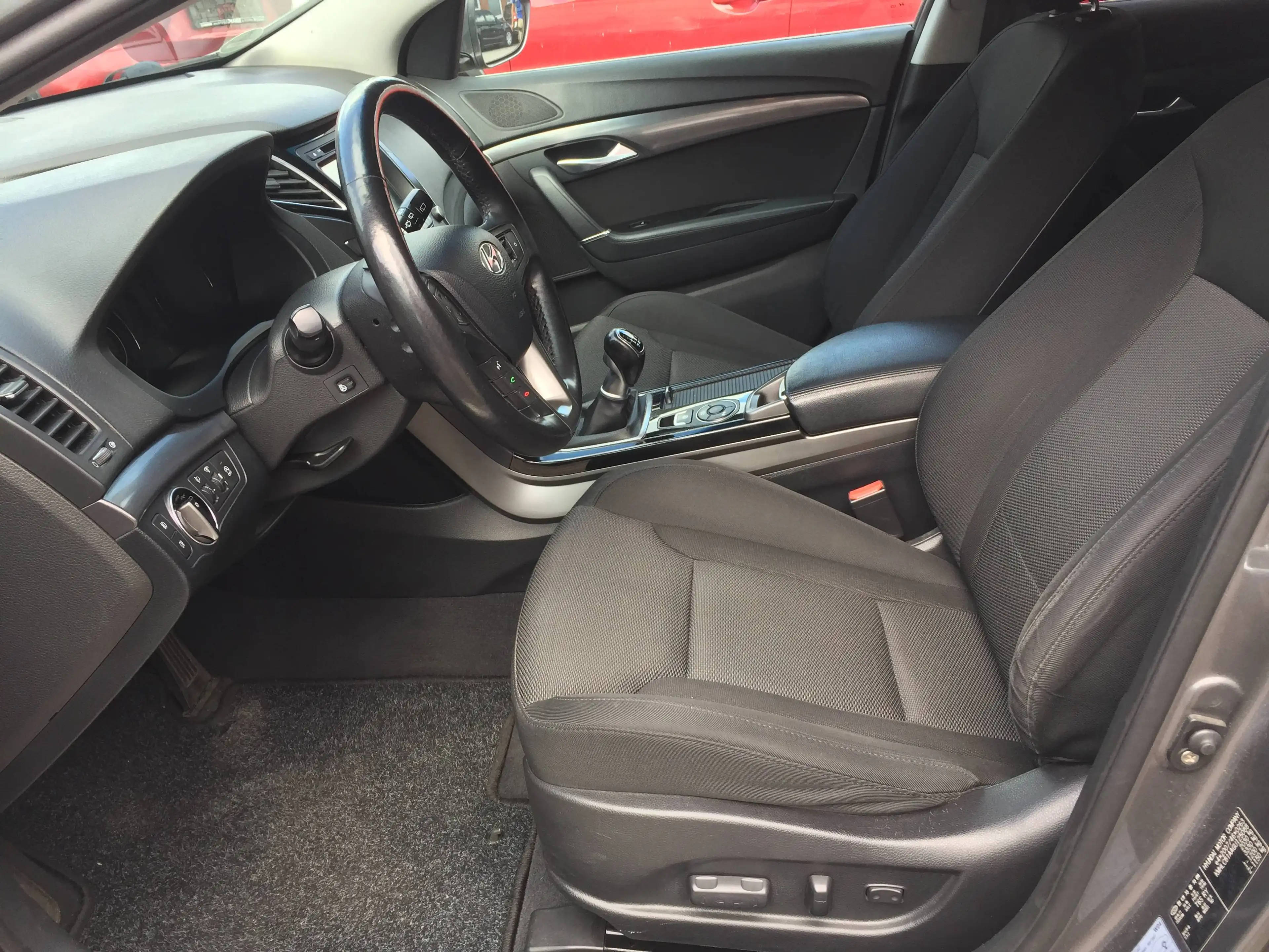 Hyundai i40 i40cw i40cw 1.6 Fifa World Cup Edition — photo 6