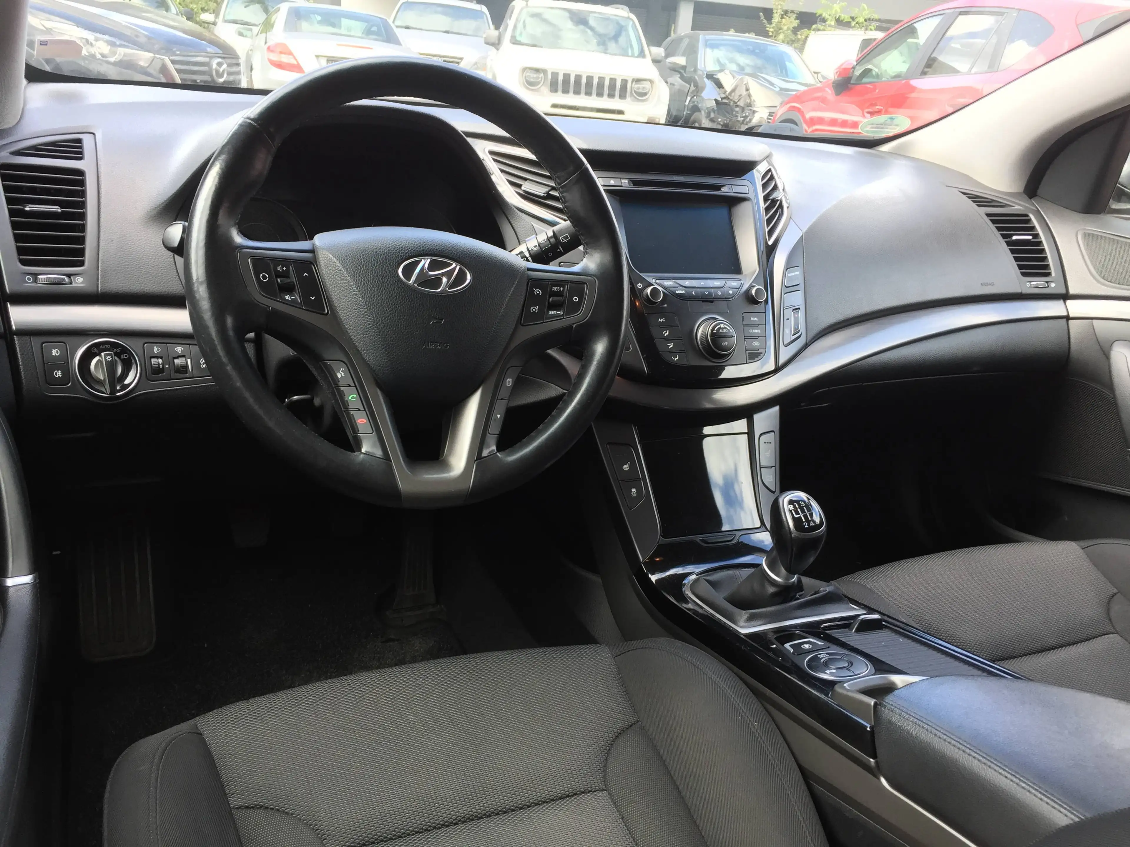 Hyundai i40 i40cw i40cw 1.6 Fifa World Cup Edition — photo 5