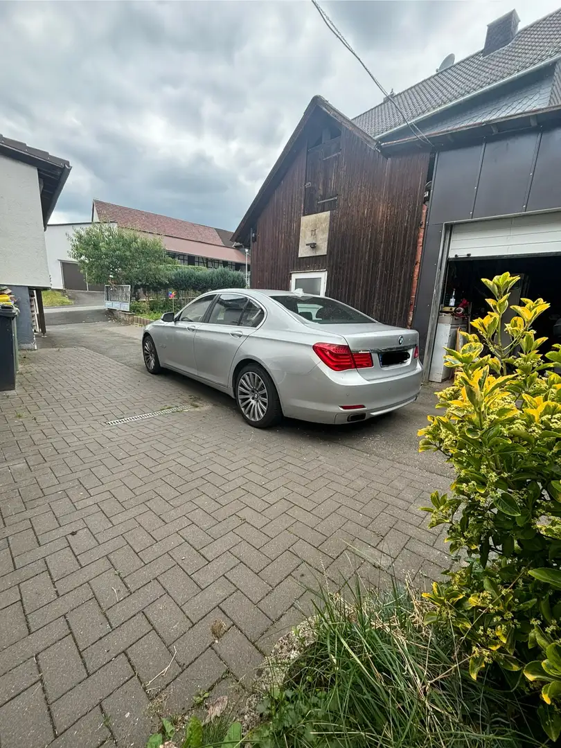 BMW Active Hybrid 7 - 2