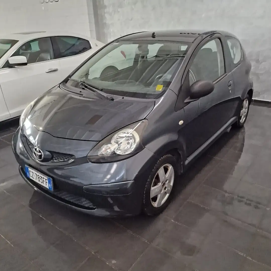 Toyota Aygo 1.0 12V VVT-i 3 porte Bleu - 2