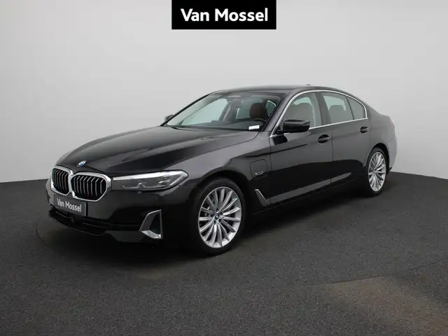 BMW 530 5 Reeks Berline 530e 215kW xDrive Schuifdak/Zonned