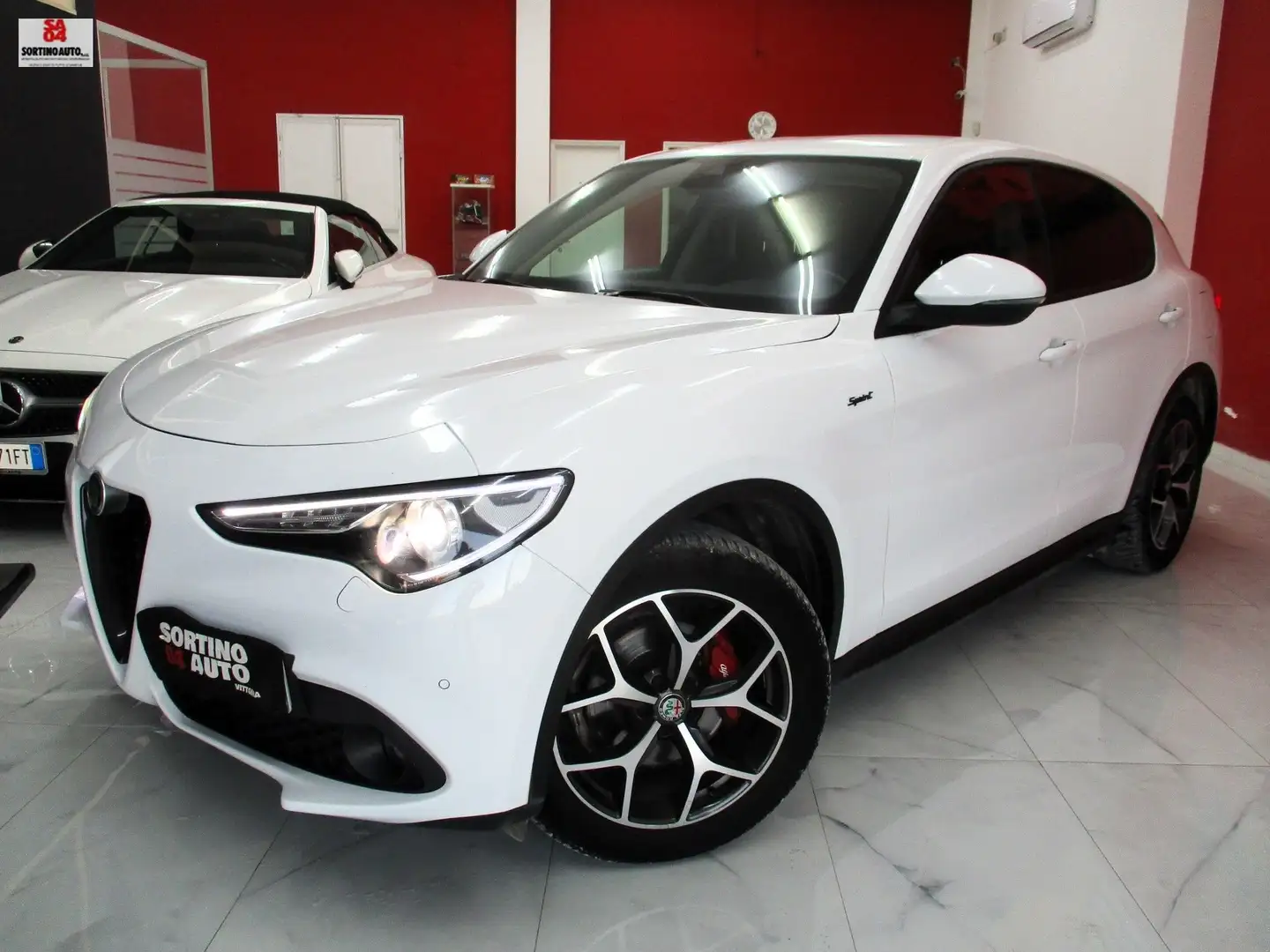 Alfa Romeo Stelvio 2.2 t Sprint Q4 190cv AT8 190cv 11-2021 FULL Blanc - 1