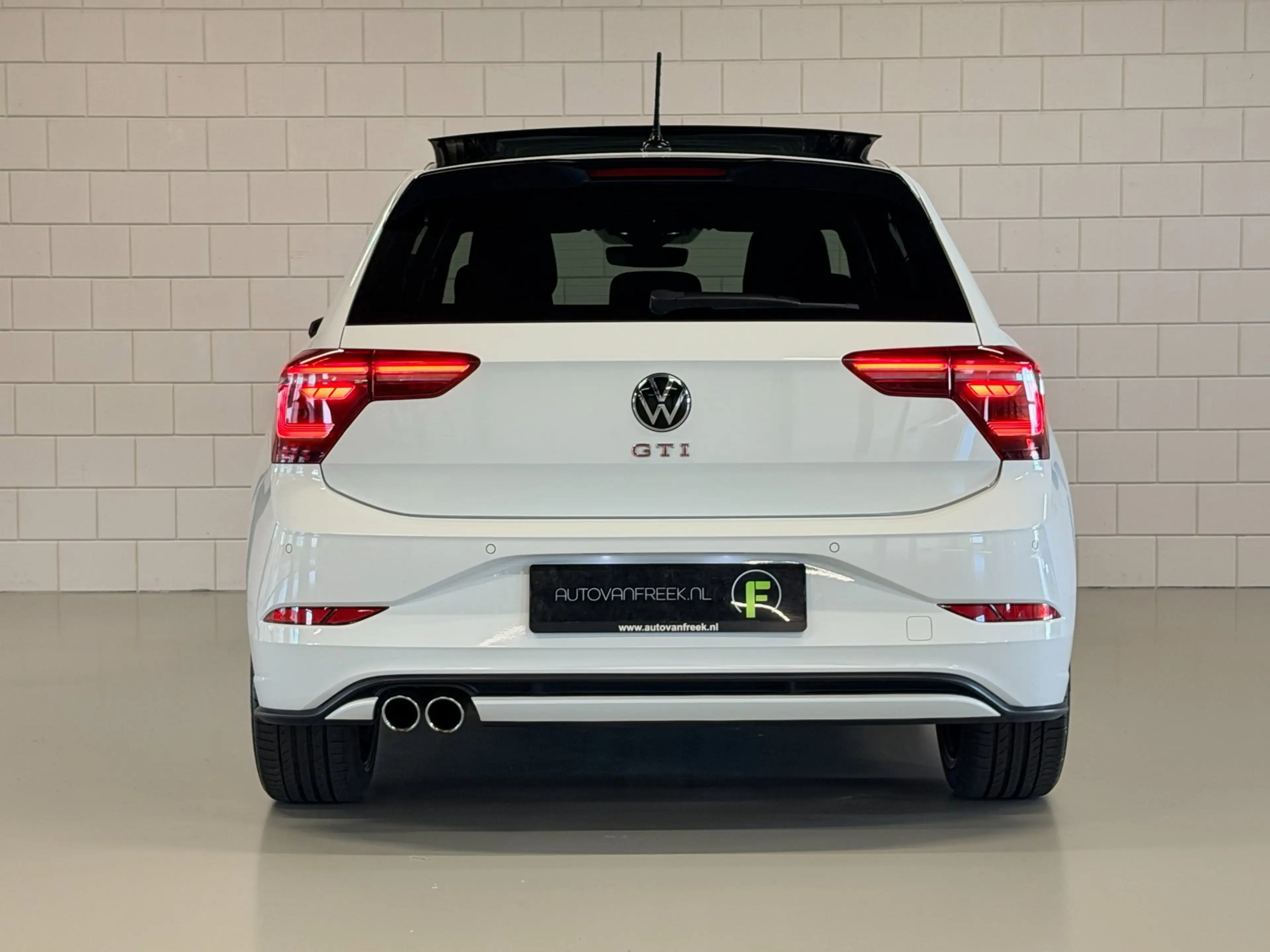 Volkswagen Polo GTI 2.0 TSI | PANO | BEATS | 1E EIG | DEALER | ACC | V — photo 11
