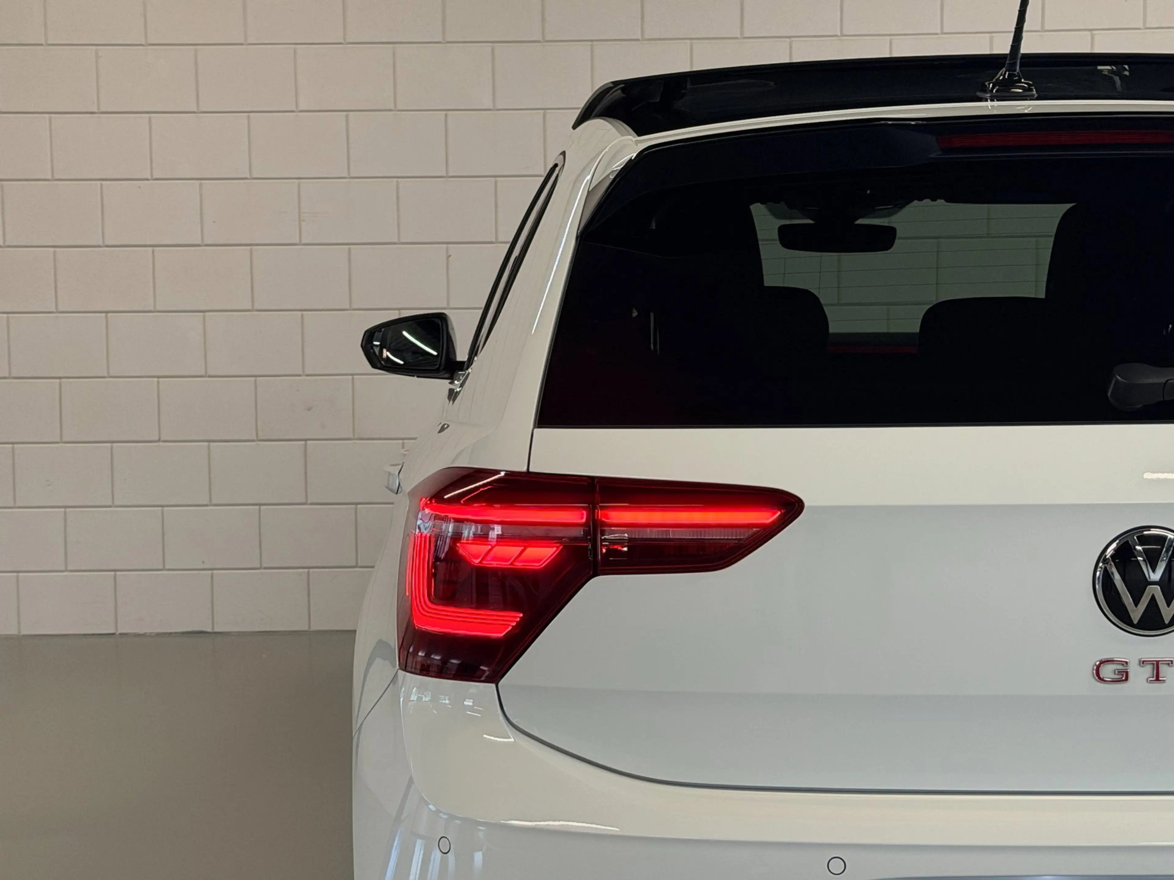Volkswagen Polo GTI 2.0 TSI | PANO | BEATS | 1E EIG | DEALER | ACC | V — photo 39