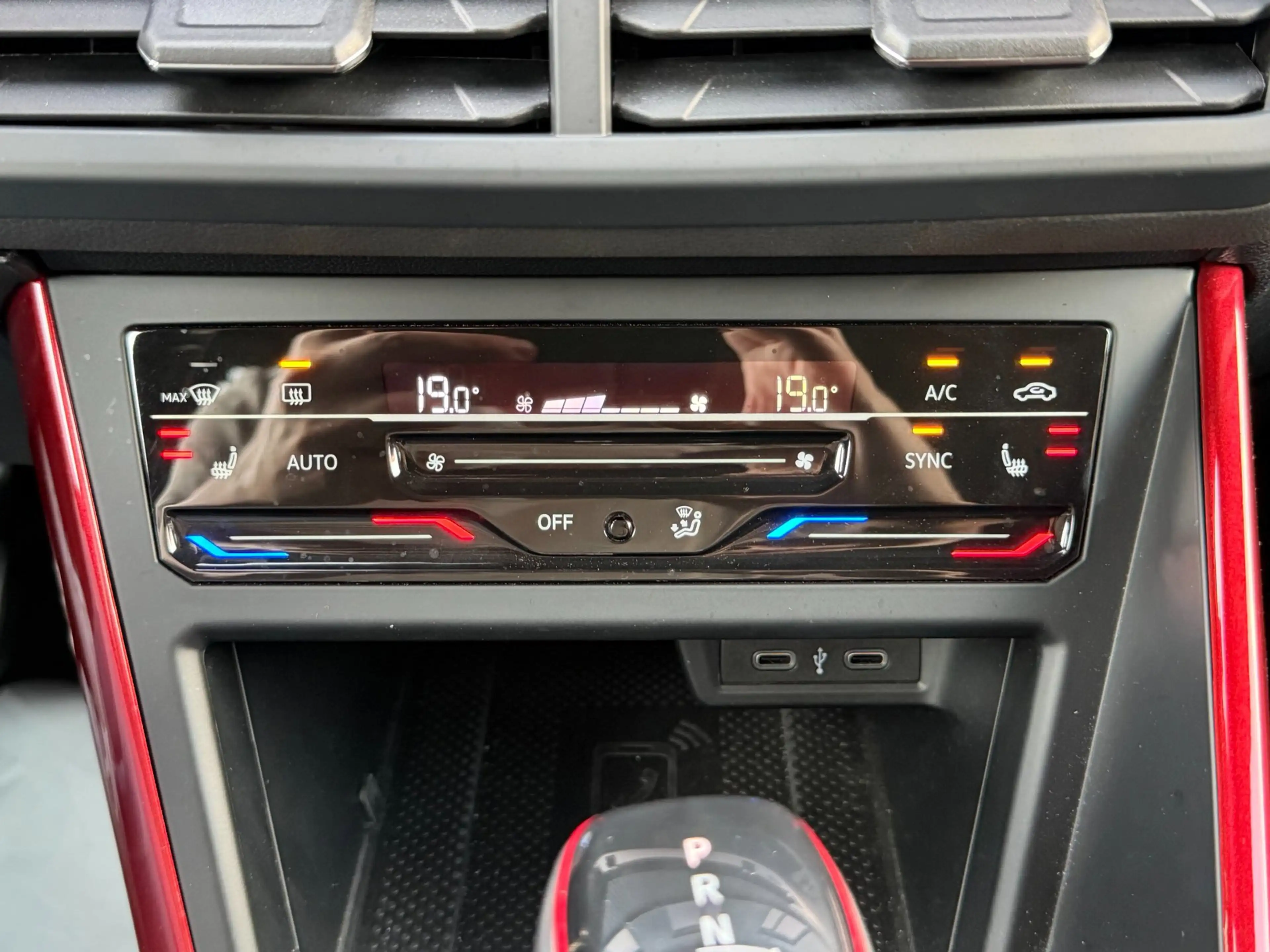 Volkswagen Polo GTI 2.0 TSI | PANO | BEATS | 1E EIG | DEALER | ACC | V — photo 28