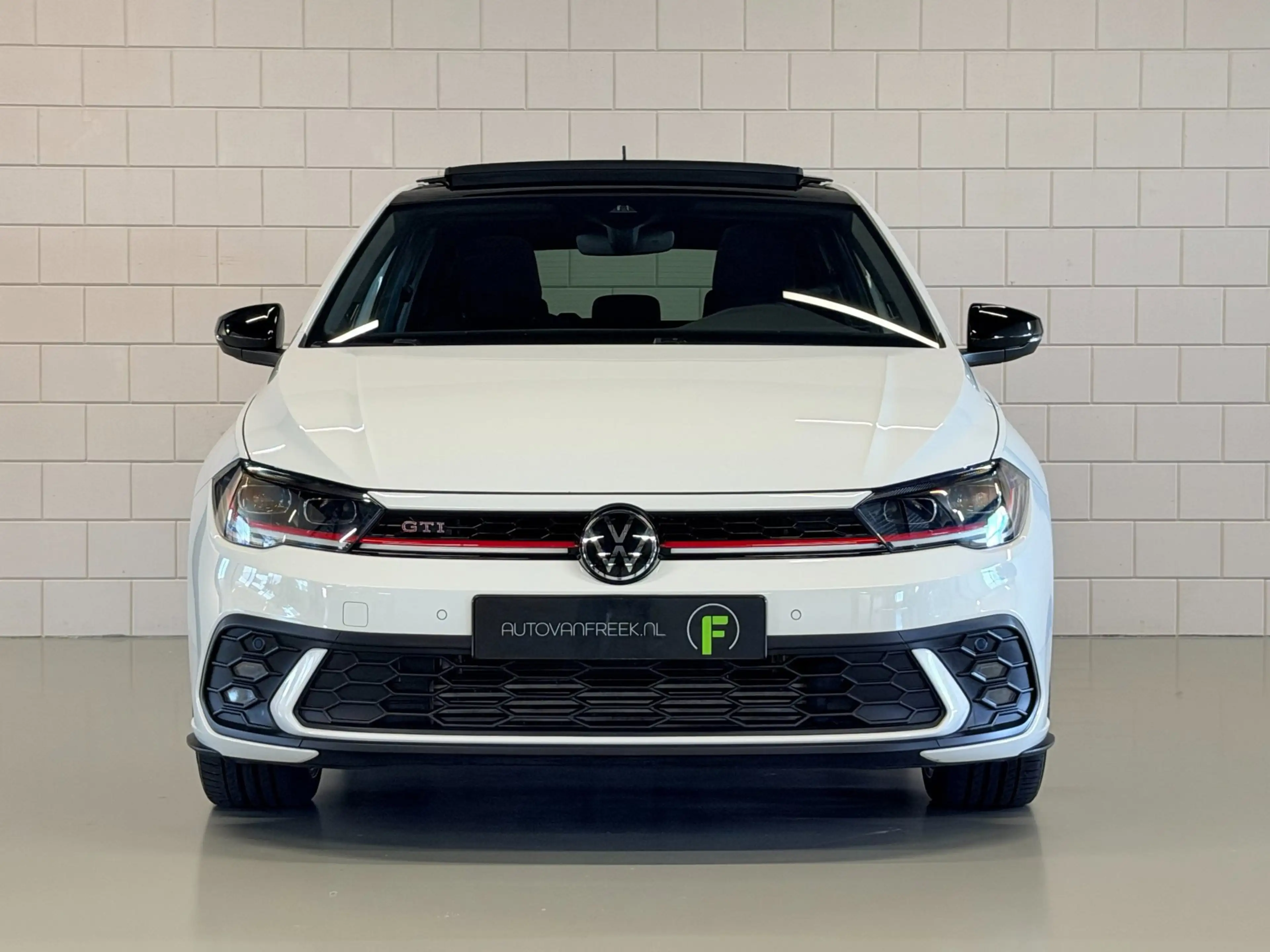 Volkswagen Polo GTI 2.0 TSI | PANO | BEATS | 1E EIG | DEALER | ACC | V — photo 9