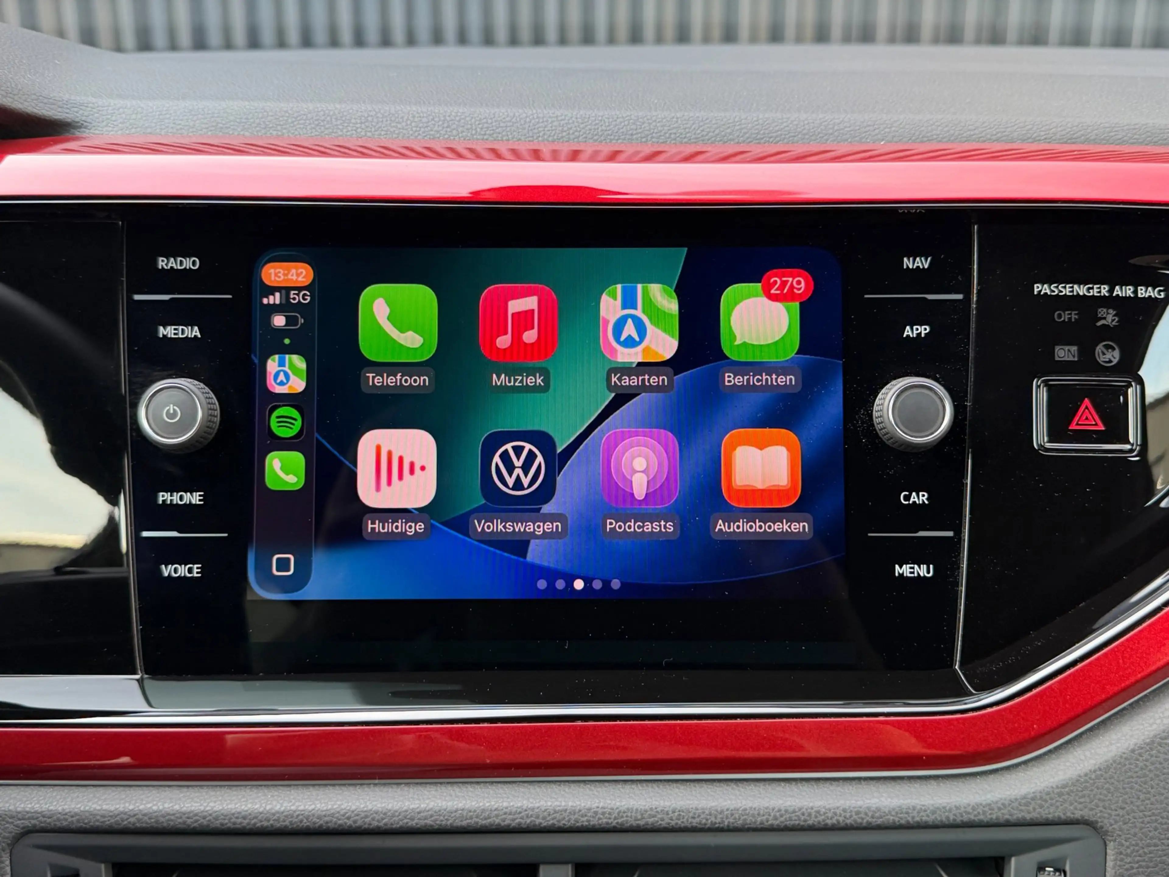 Volkswagen Polo GTI 2.0 TSI | PANO | BEATS | 1E EIG | DEALER | ACC | V — photo 21