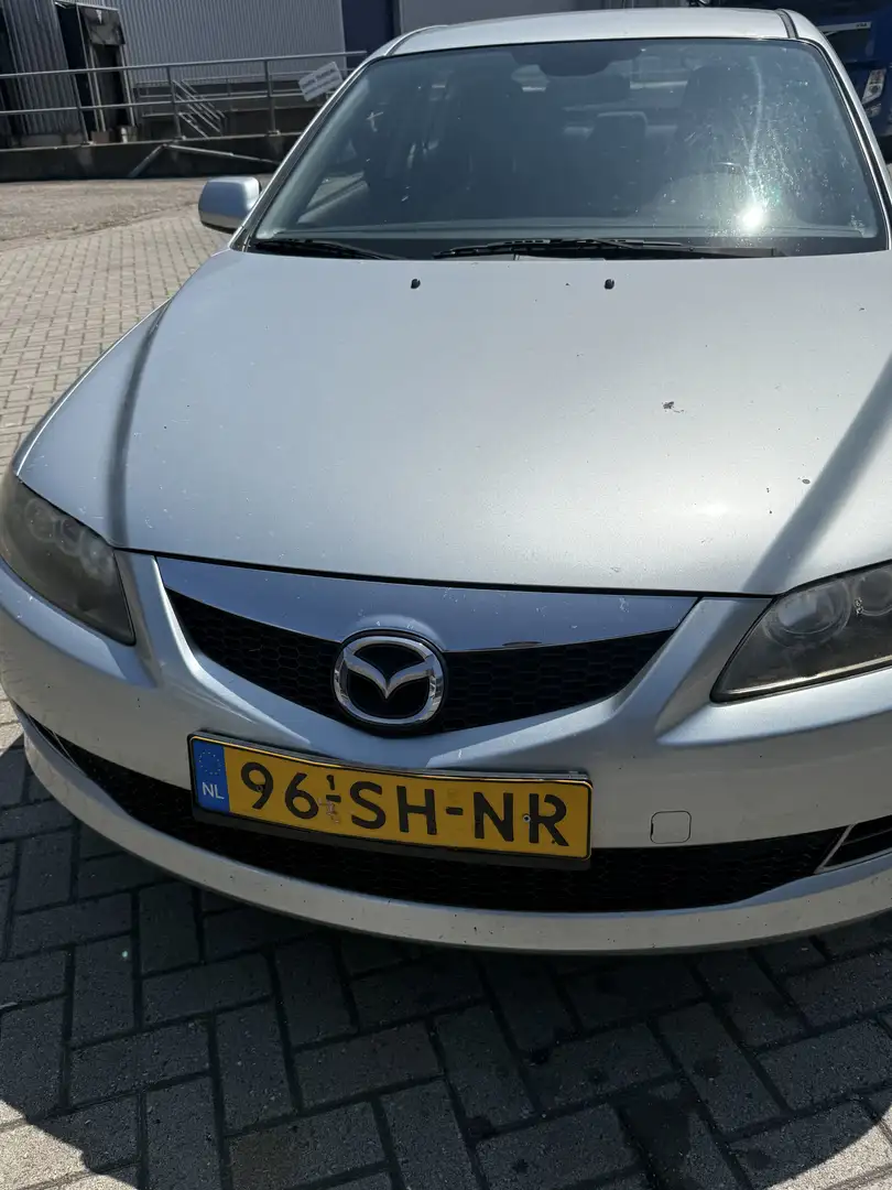 Mazda 6 1.8i Touring Gris - 2