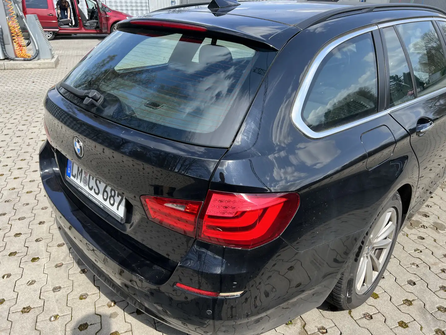 BMW 520 520 d Schwarz - 2