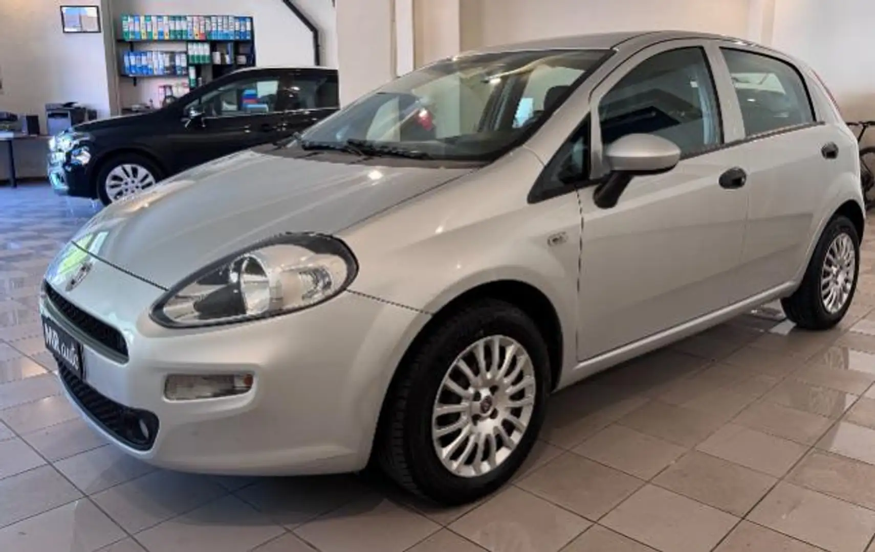 Fiat Punto Punto 5p 1.4 easypower Street Gpl E6 Gris - 2