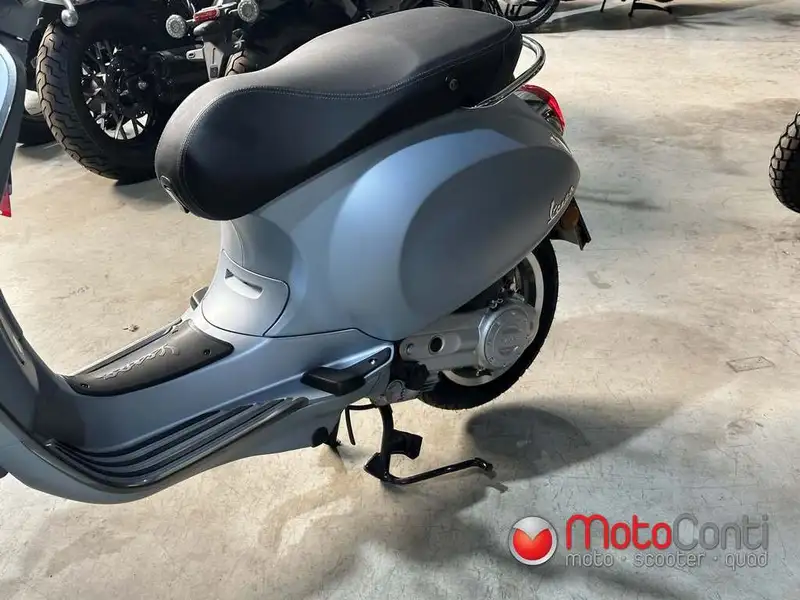 Vespa Primavera 50 - foto 2