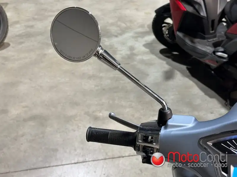 Vespa Primavera 50 - foto 4