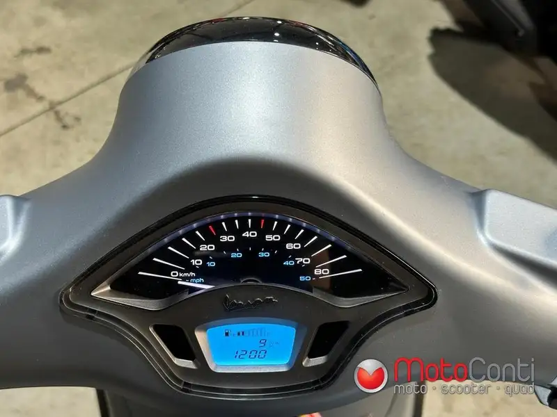 Vespa Primavera 50 - foto 5