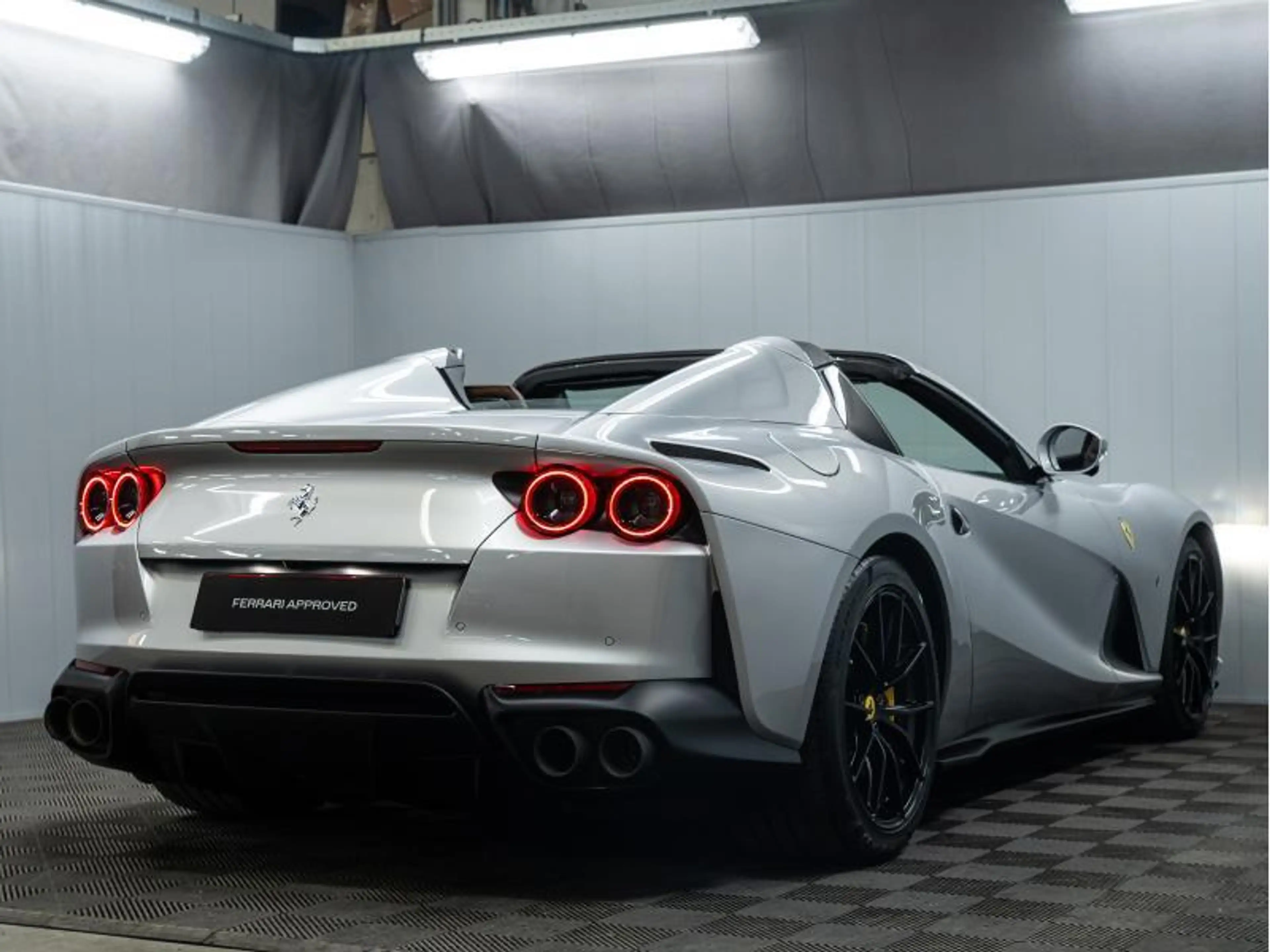 Ferrari 812 GTS — photo 3