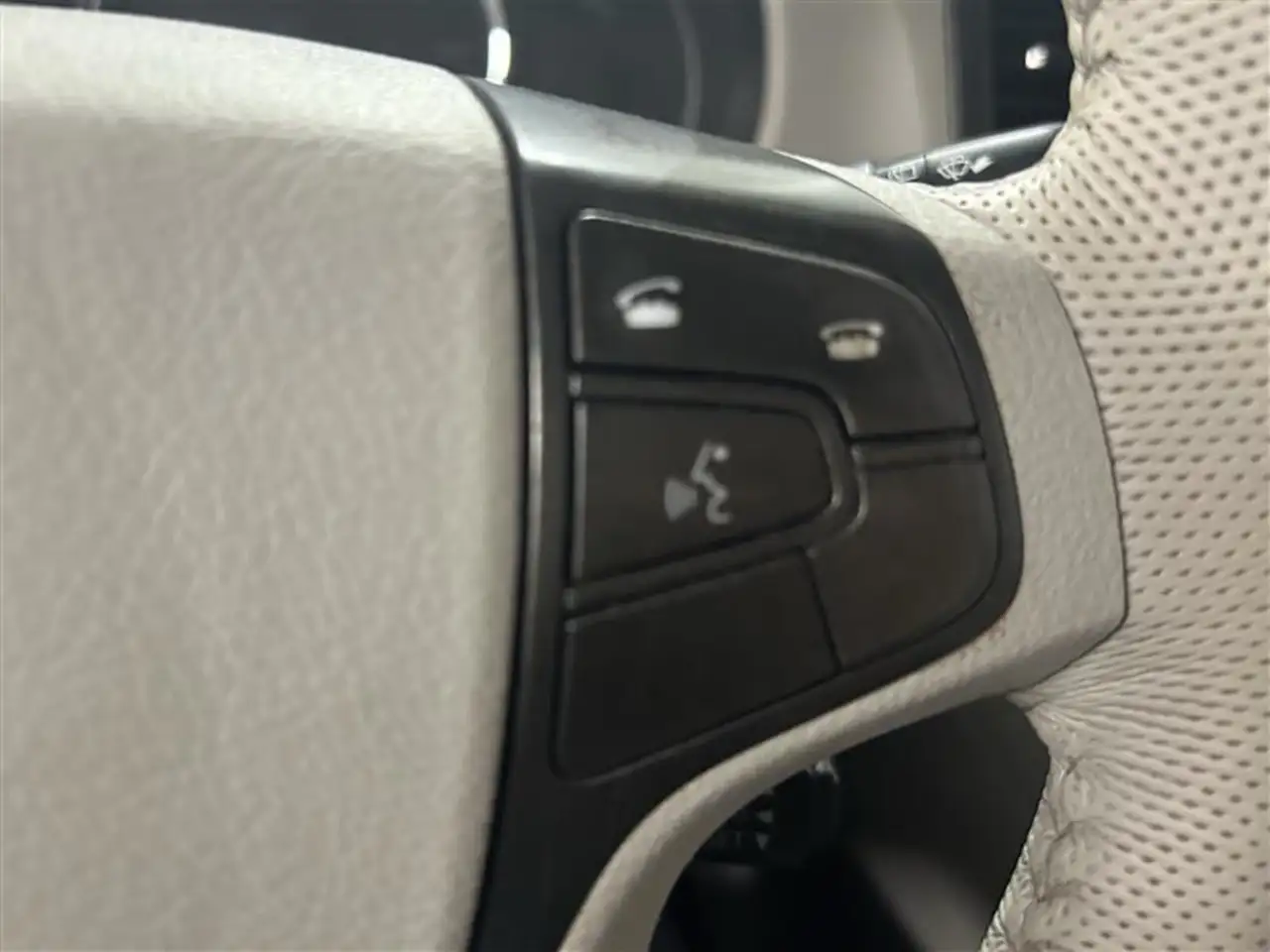Toyota Sienna снимка Toyota Sienna