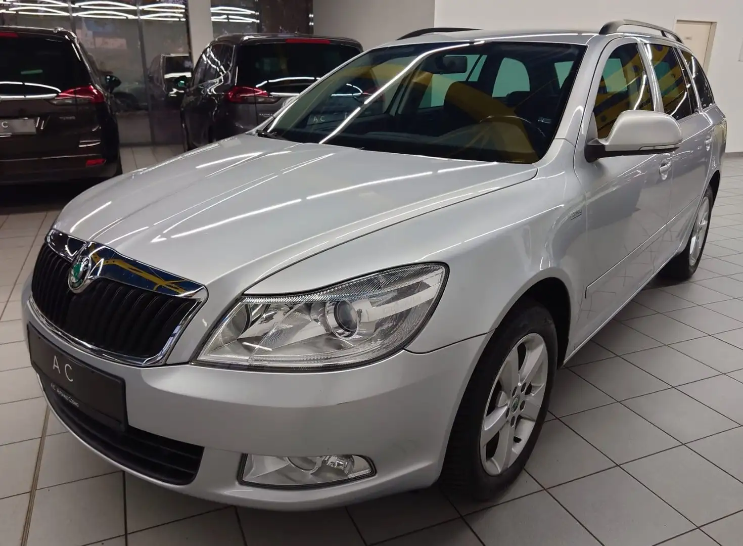 Skoda Octavia Combi Family, Automatik,2.Hand Silber - 1