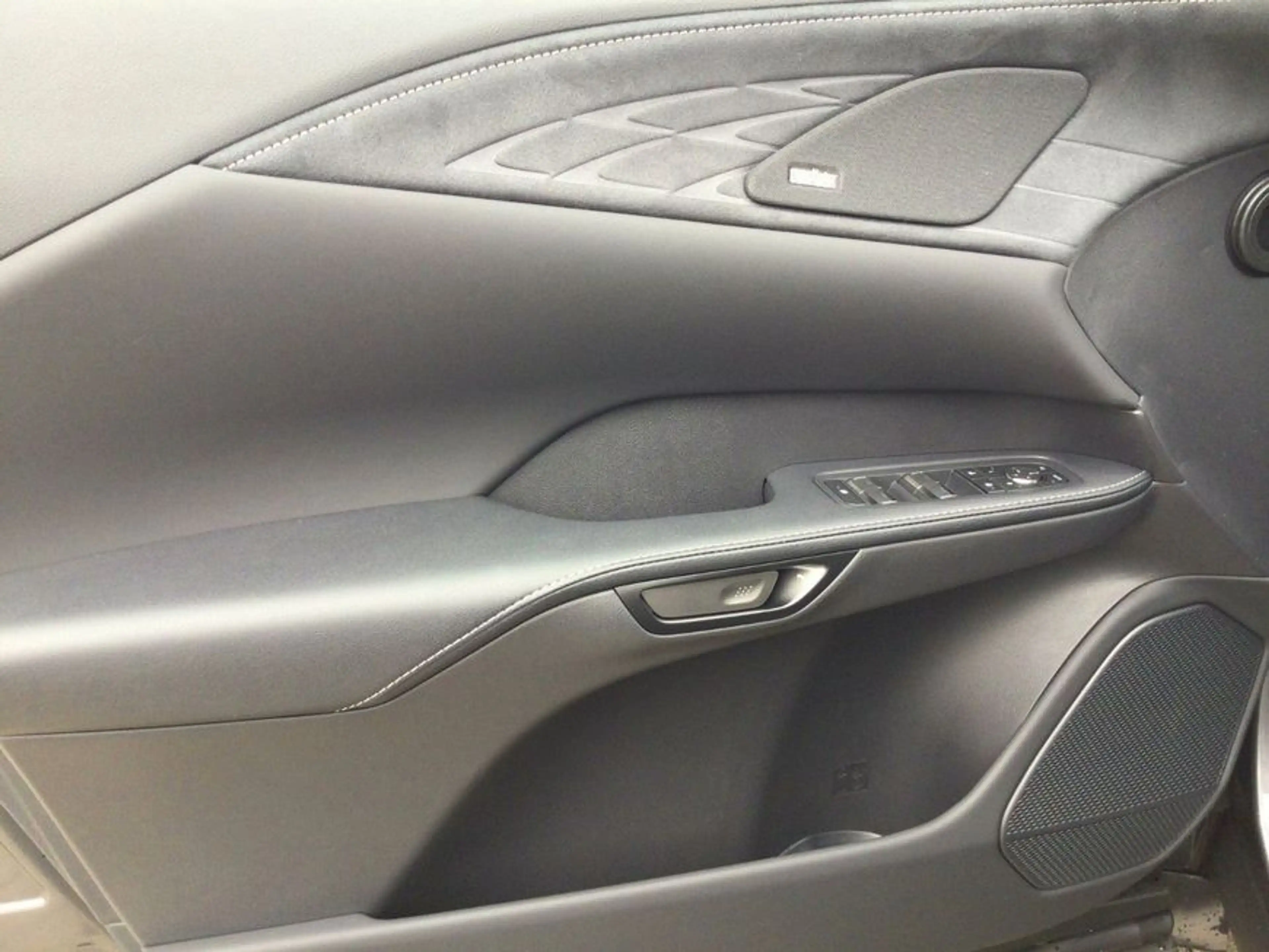 Lexus Others RX500h F-Sport Perform. +All Extras MMY2026 — photo 3