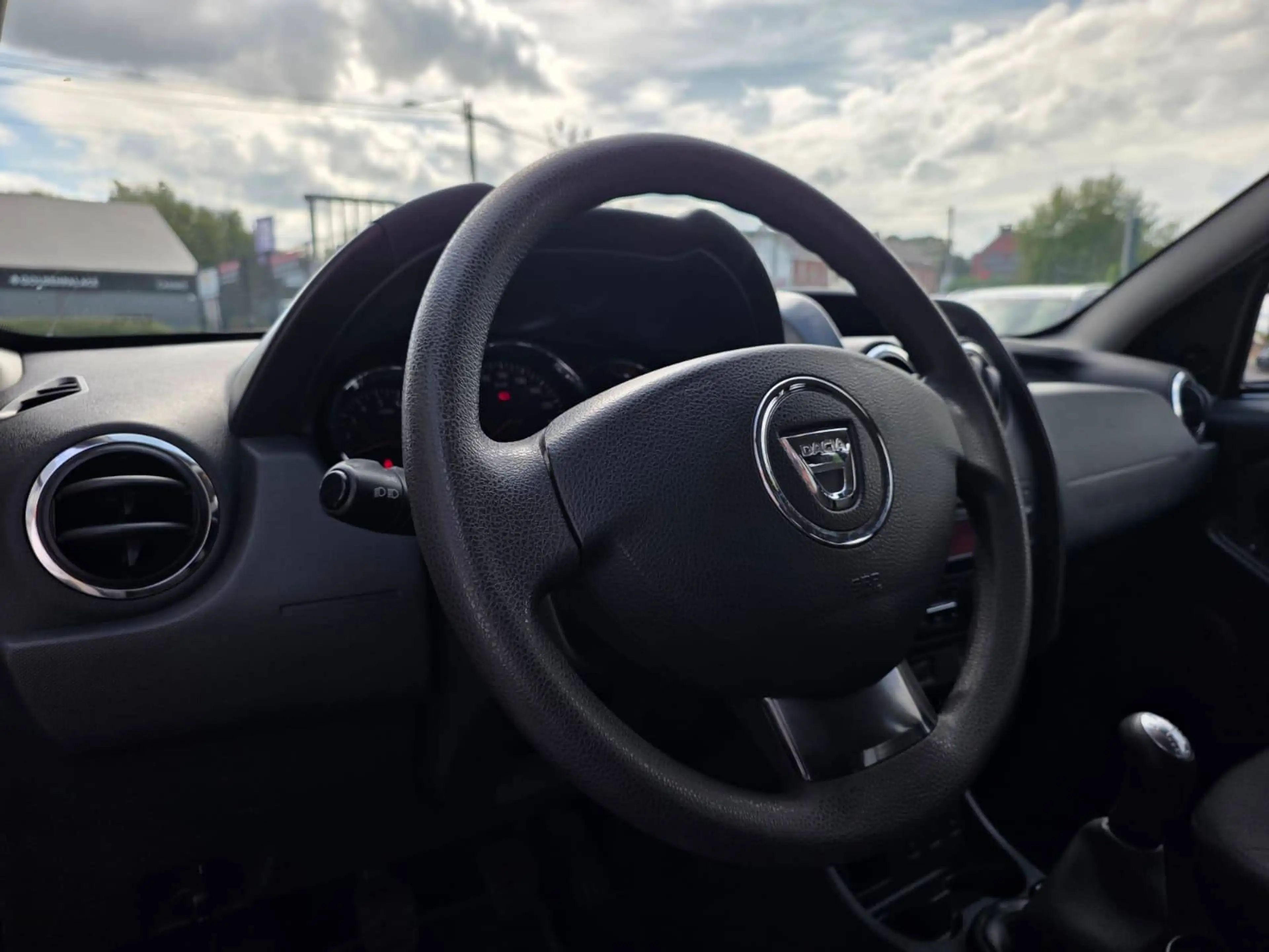 Dacia Duster 🟢1.6 ESSENCE 115CV - AIRCO - 1ER PROPRIETAIRE — photo 6