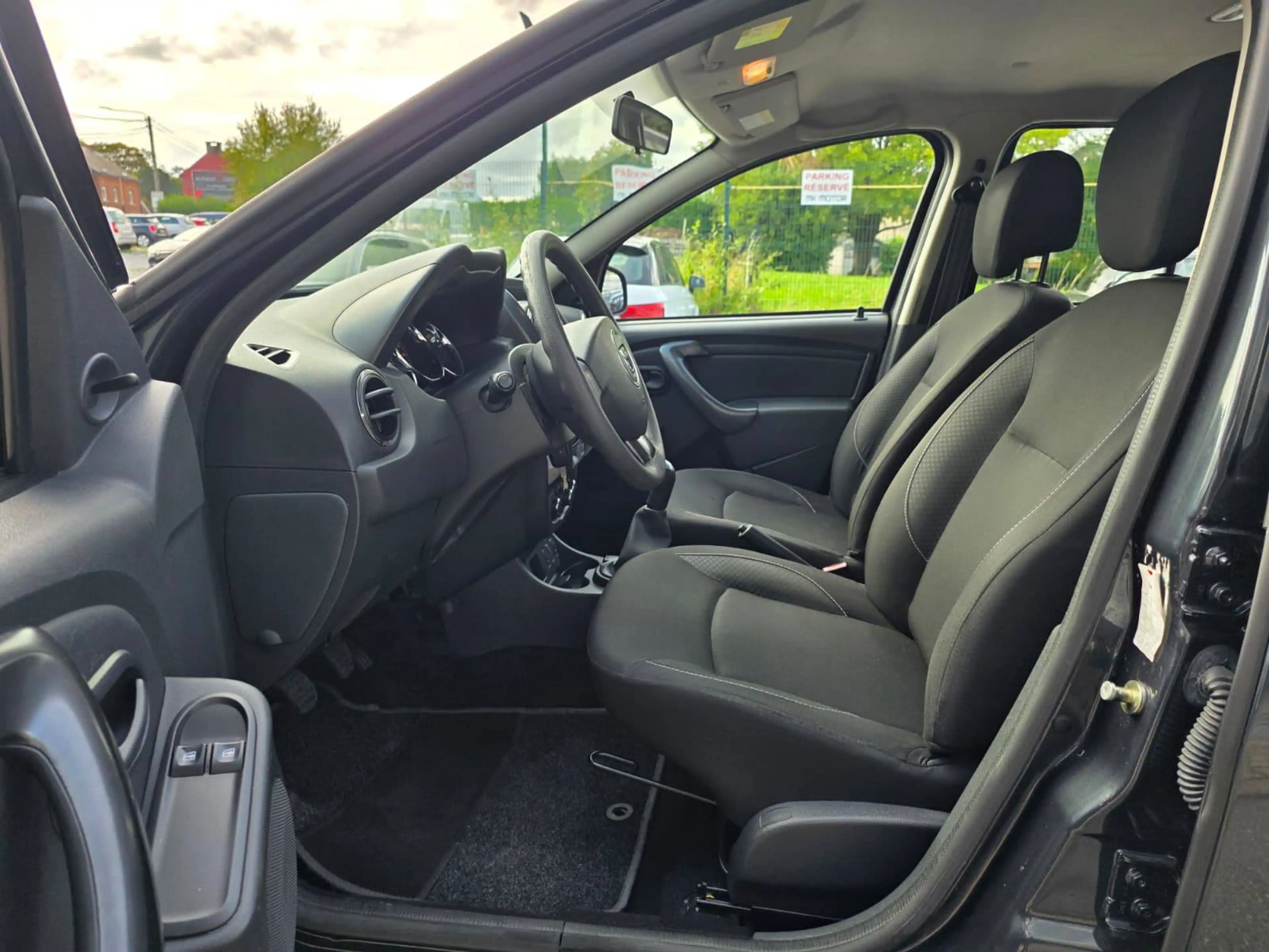 Dacia Duster 🟢1.6 ESSENCE 115CV - AIRCO - 1ER PROPRIETAIRE — photo 5