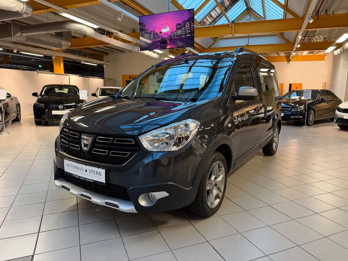 Dacia Dokker Stepway Plus|Kamera|Klima|Navi|SHZ|isofix Серый - 2