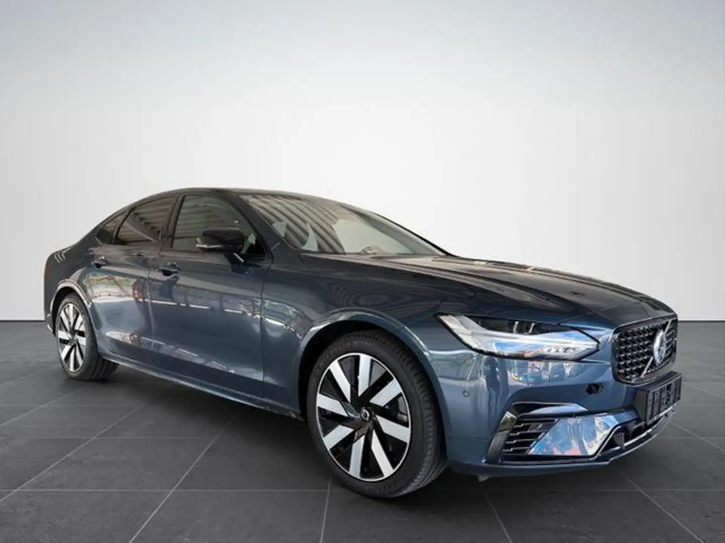 Volvo S90 Lim. Ultimate Dark Recharge Plug-In Hybrid A 22... Blau - 2