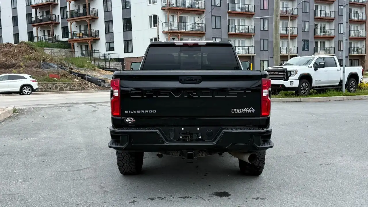 Chevrolet Silverado 2500 снимка Chevrolet Silverado 2500