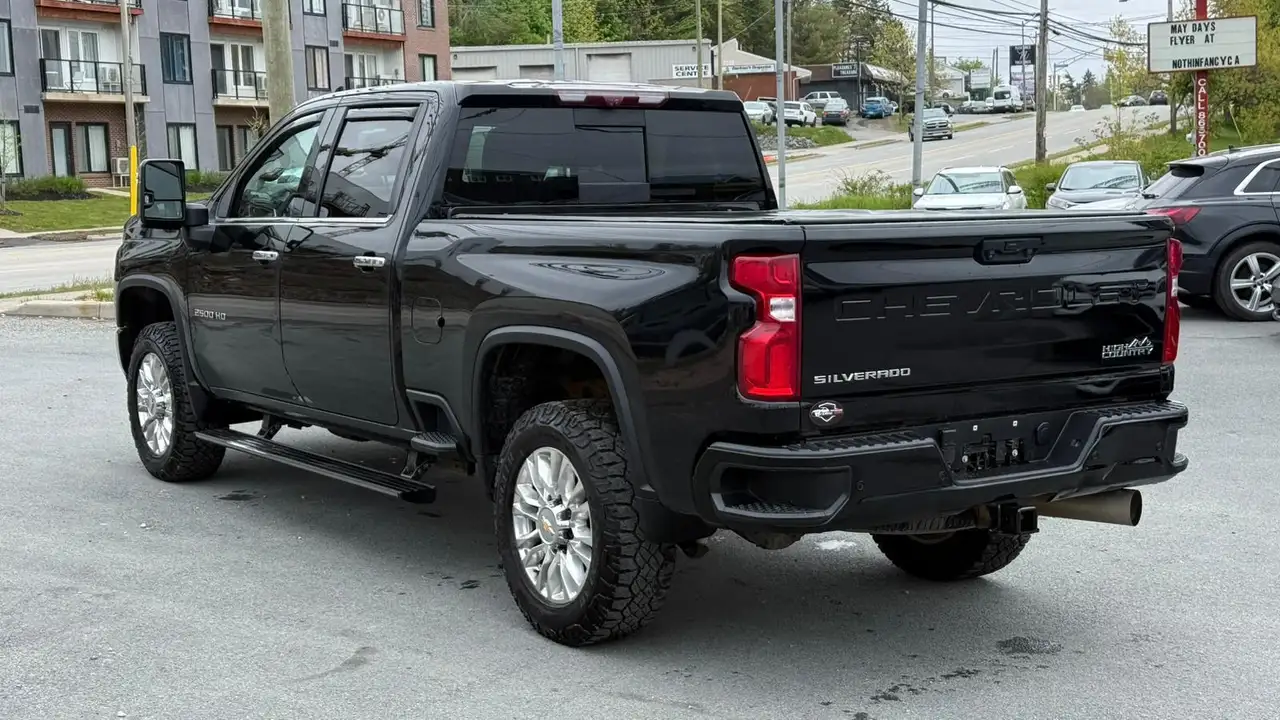 Chevrolet Silverado 2500 снимка Chevrolet Silverado 2500