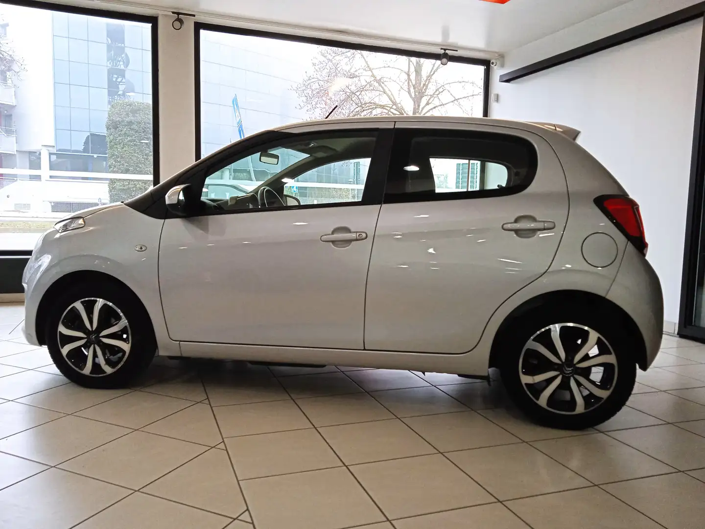 Citroen C1 C1 II 2018 5p 5p 1.0 vti Feel 72cv neopatentati Argent - 2