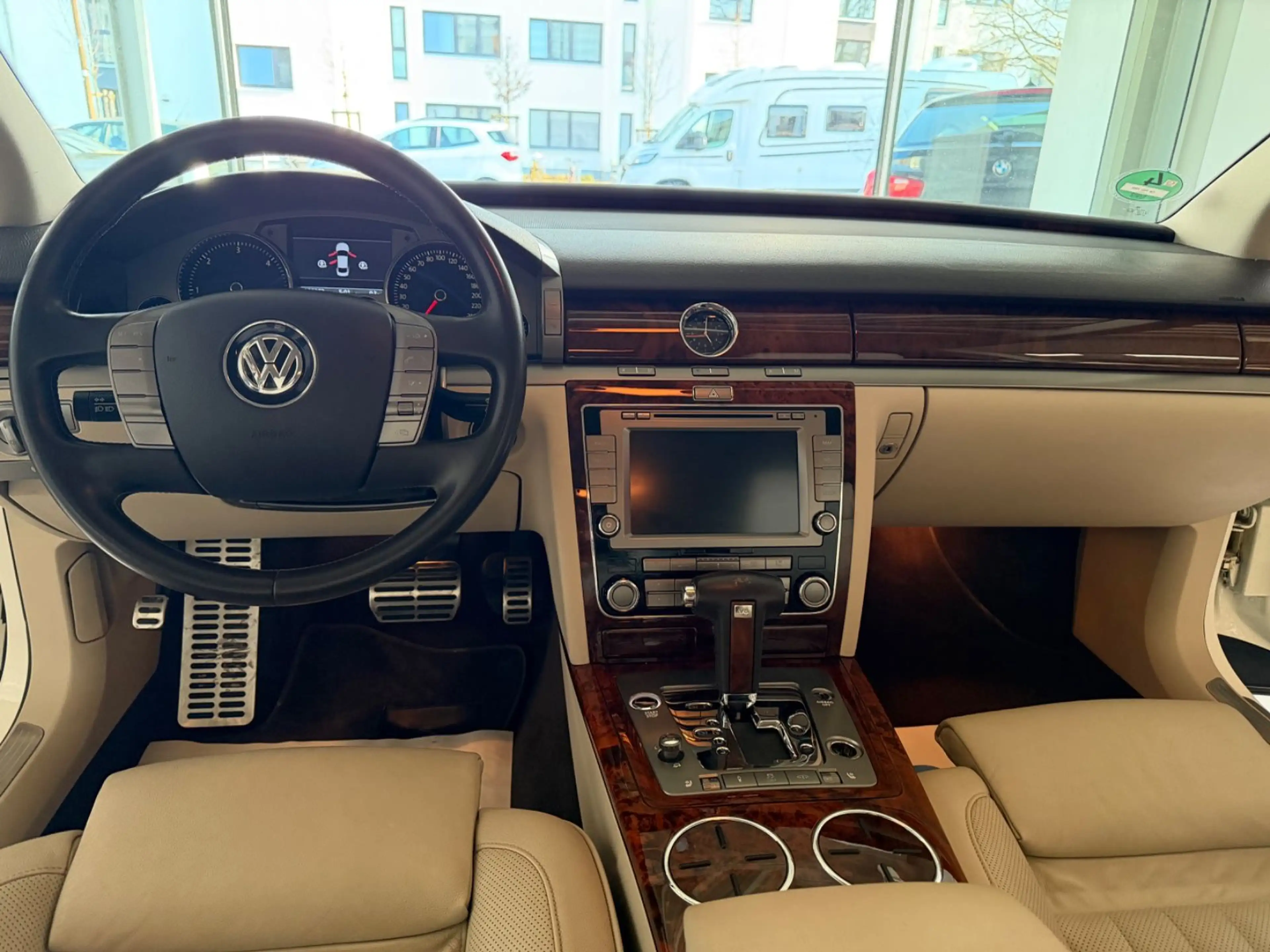 Volkswagen Phaeton 3.0 V6 TDI*KEYGO*MASSAGE*STNDHZ*TÜV NEU! — photo 15