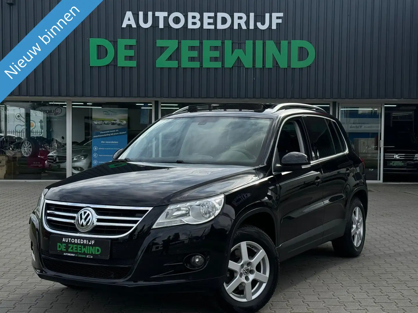 Volkswagen Tiguan 1.4 TSI Easyline|apple carplay|Pano|Rijklaar Negro - 1