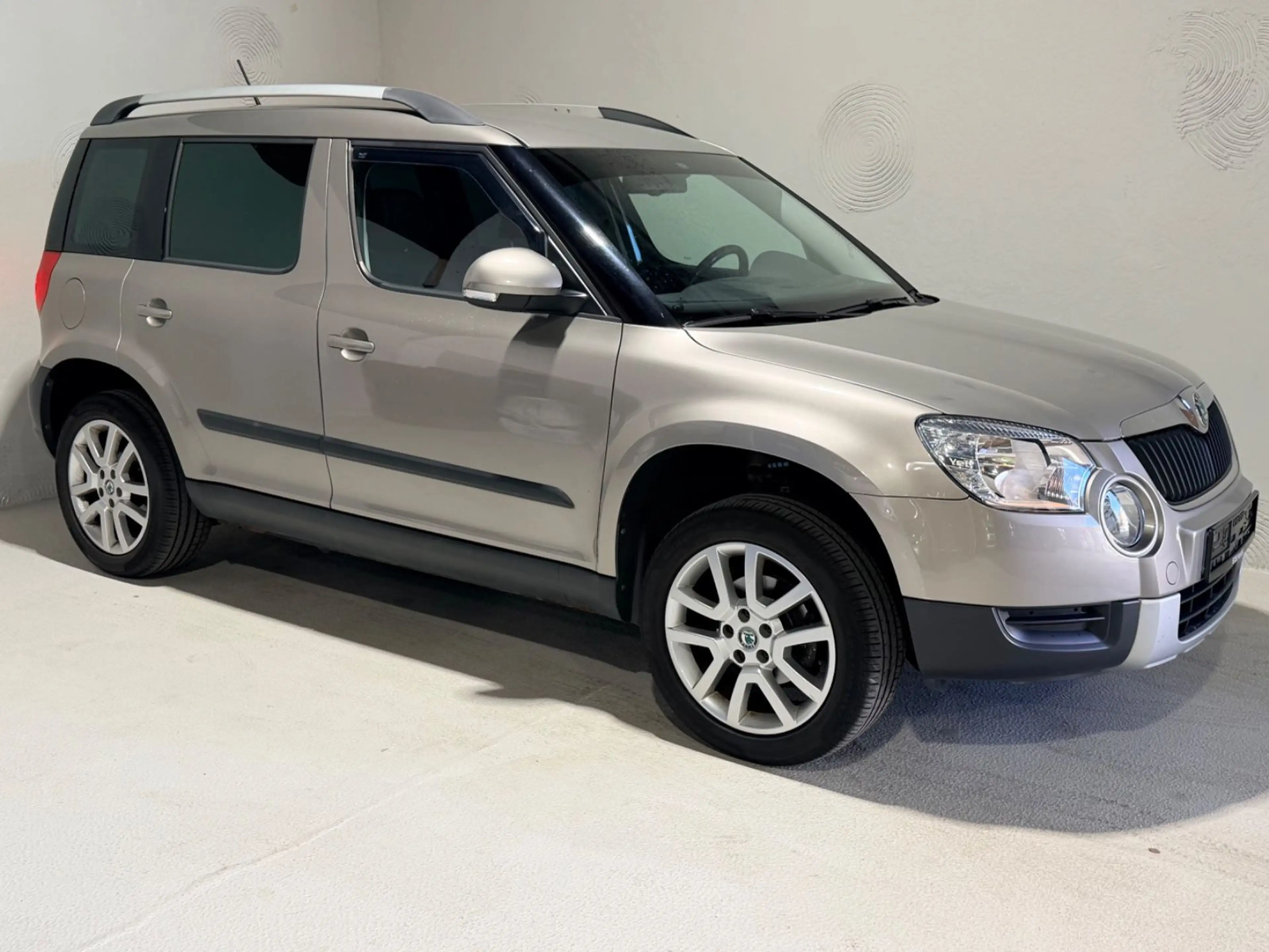 Skoda Yeti Ambition Plus Edition*Tempo*Kamera*Klimaatm — photo 4