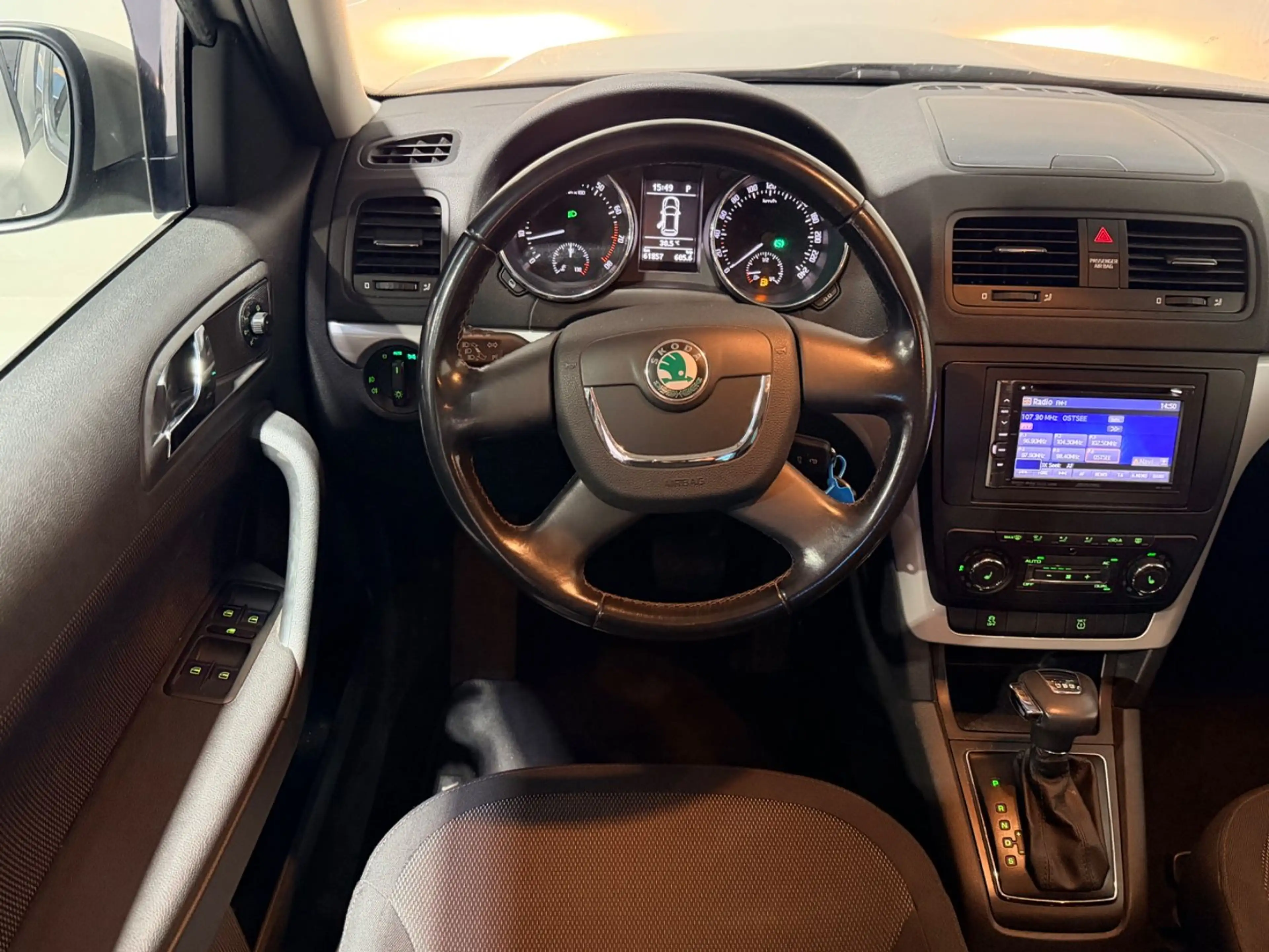 Skoda Yeti Ambition Plus Edition*Tempo*Kamera*Klimaatm — photo 13