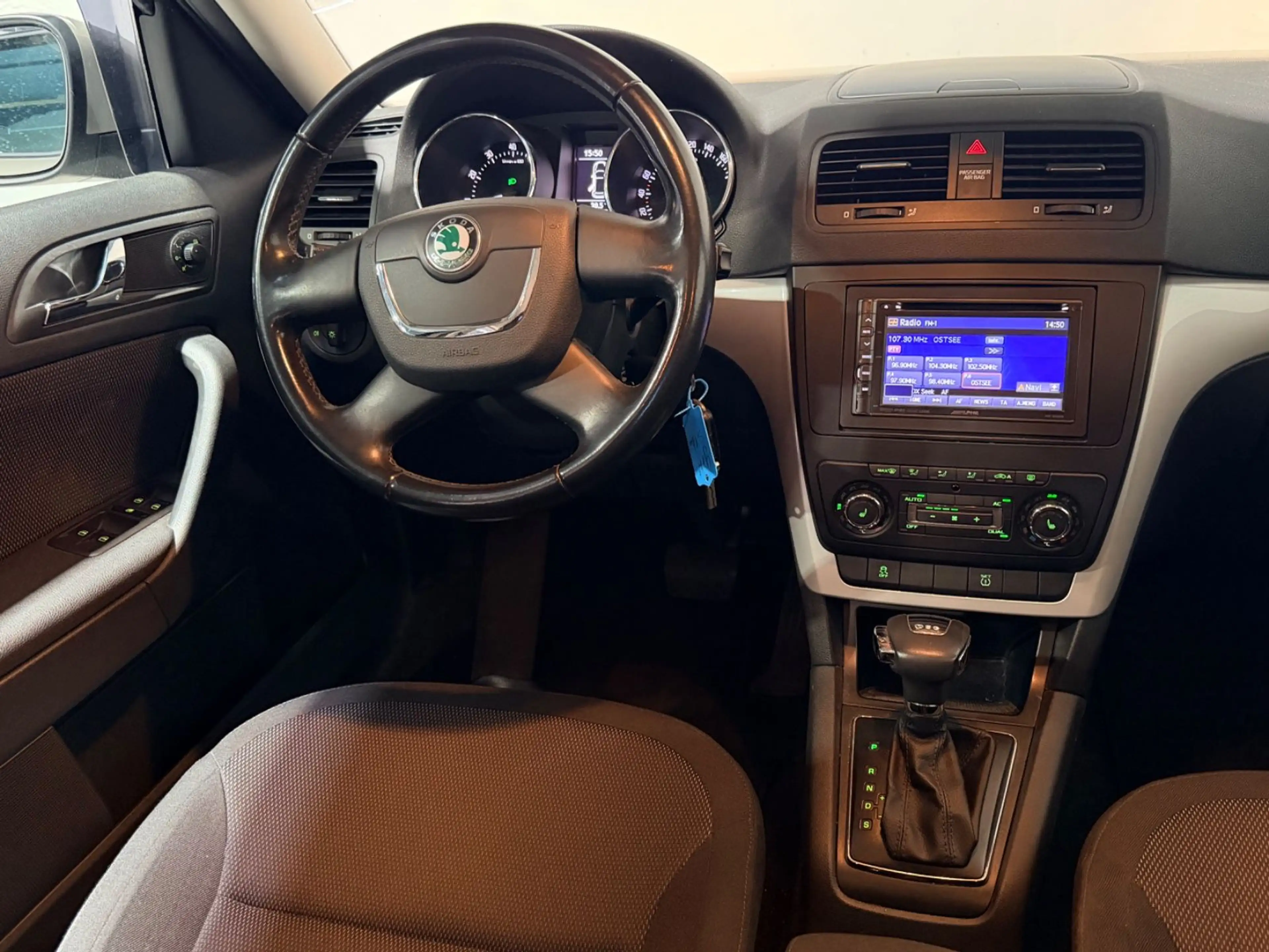 Skoda Yeti Ambition Plus Edition*Tempo*Kamera*Klimaatm — photo 15
