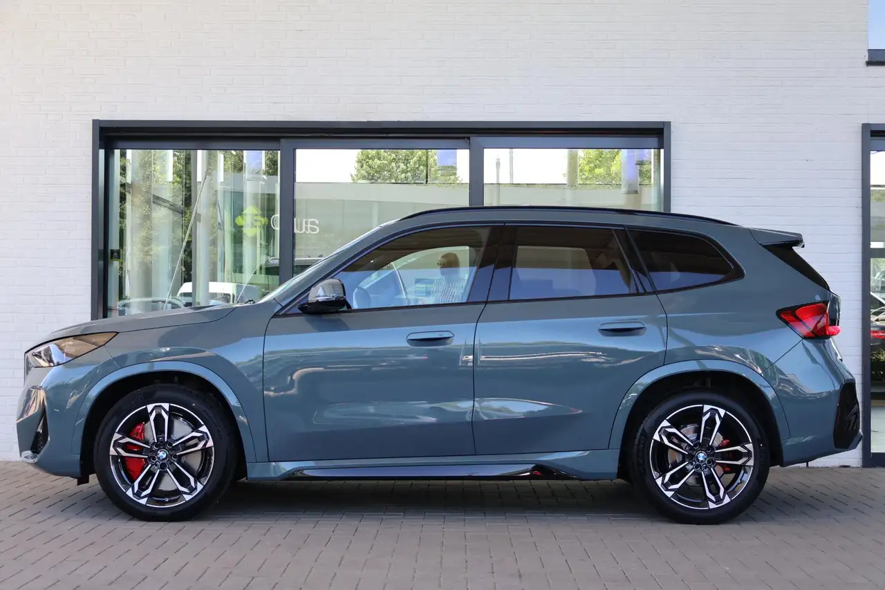 BMW iX1 2026