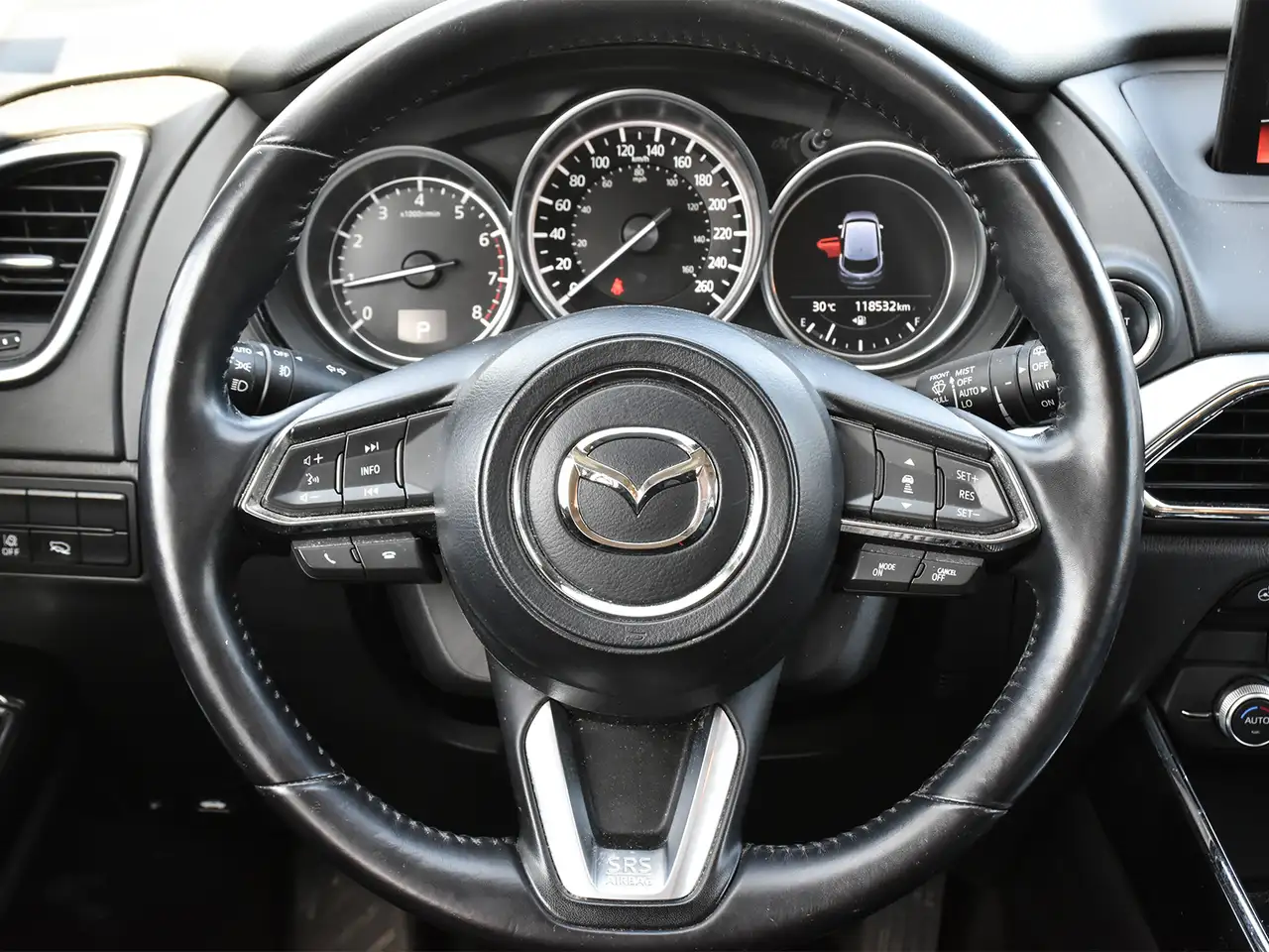 Mazda CX-9 снимка Mazda CX-9