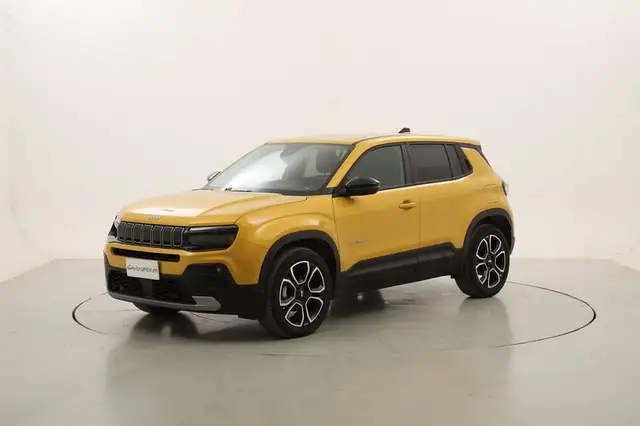 2025 Jeep Avenger in Yellow for sale