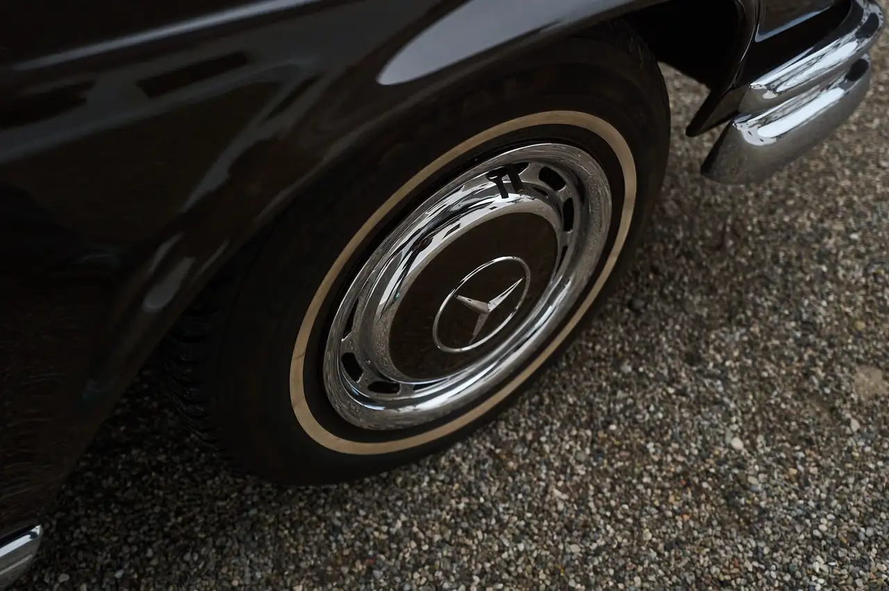 Mercedes-Benz 280 w111, foto 9