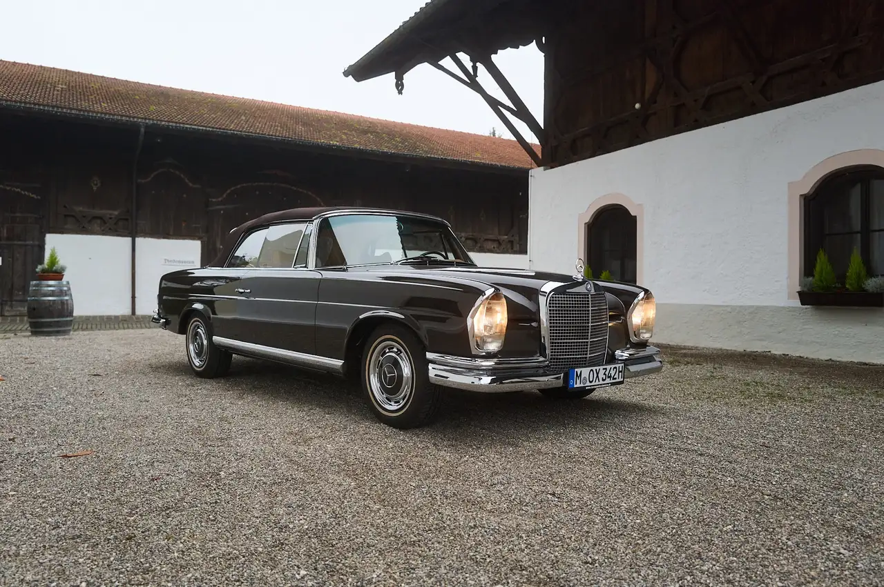 Mercedes-Benz 280