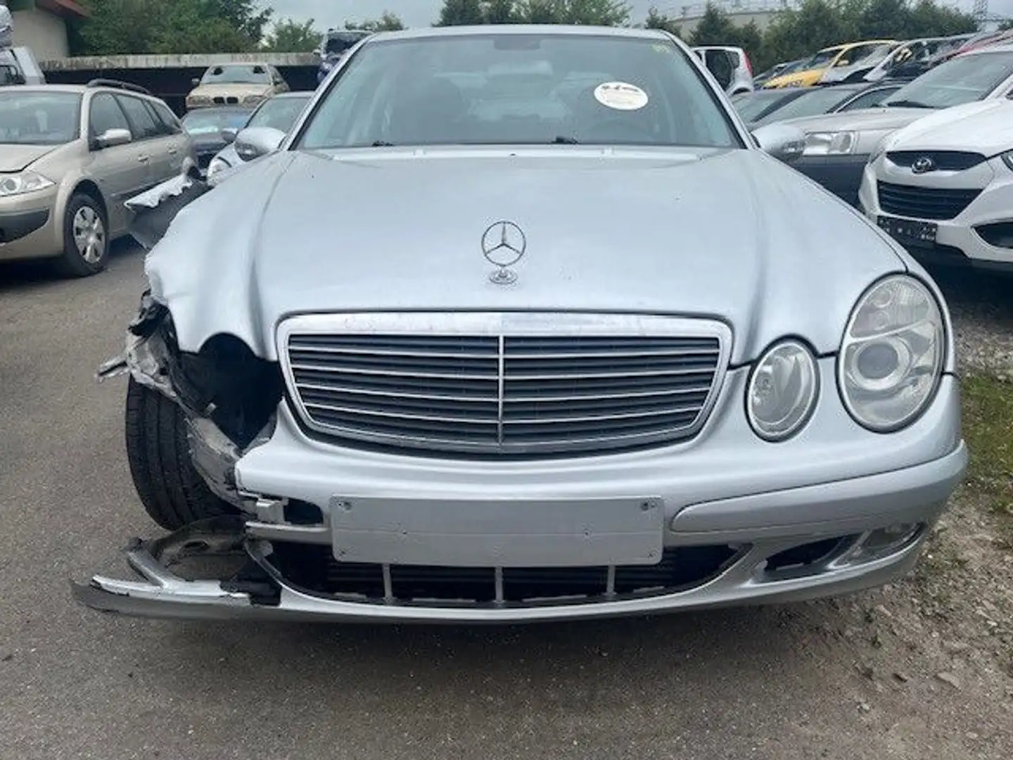 Mercedes-Benz E 270 CDI Limousine* AUTOMATIK * ALU * KLIMA Argento - 2
