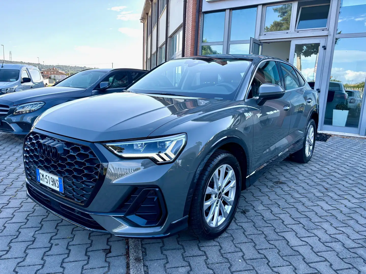 Audi Q3 Q3 Sportback 35 2.0 tdi S line Quattro stronic Grigio - 2