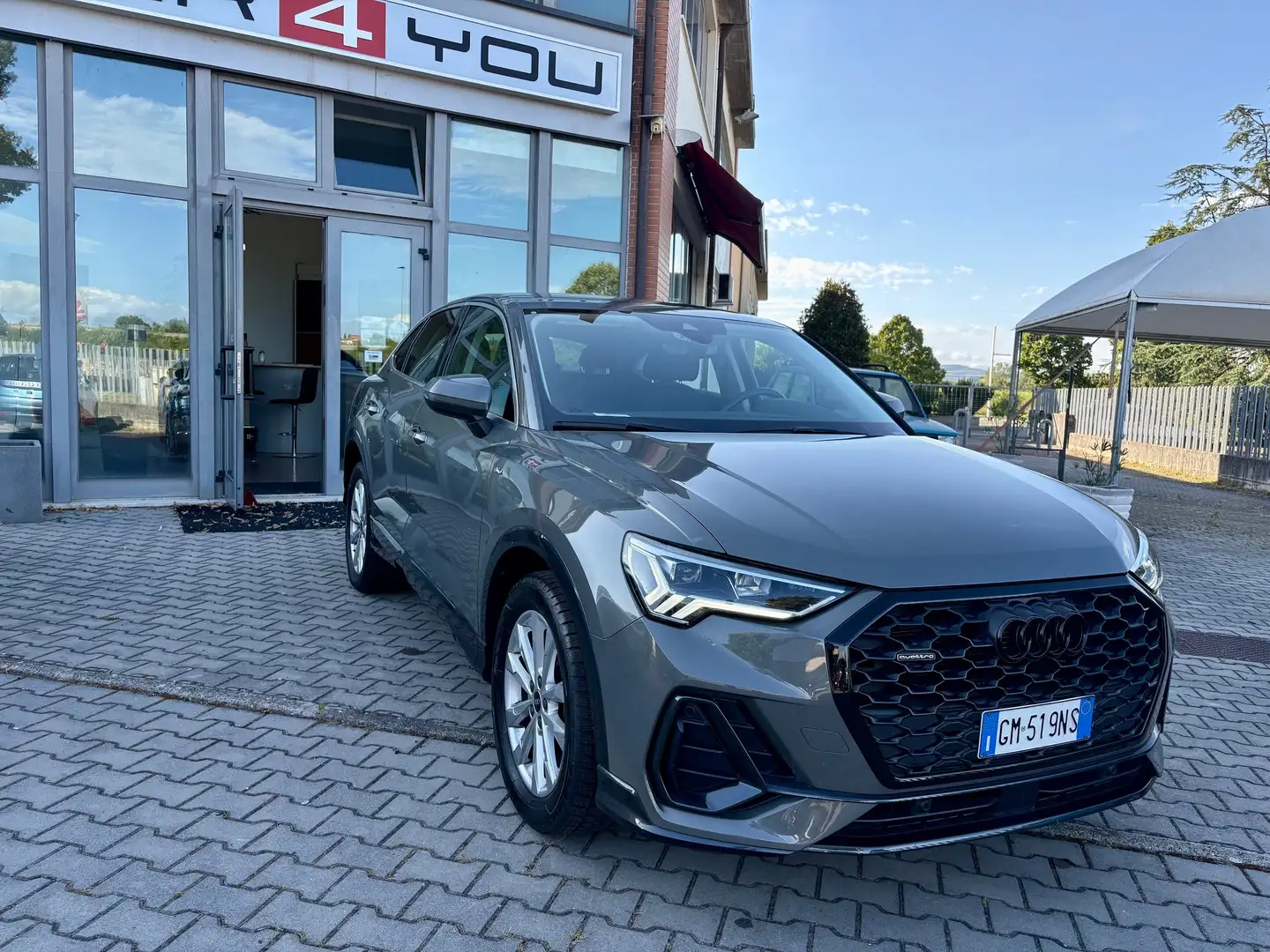 Audi Q3 Q3 Sportback 35 2.0 tdi S line Quattro stronic Grigio - 1