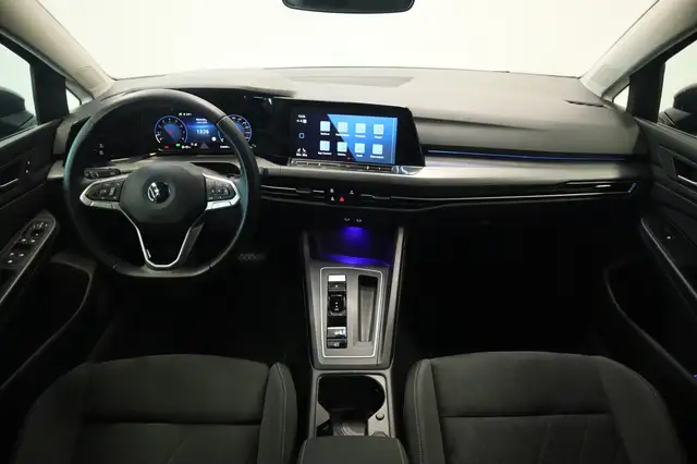 Volkswagen Golf view 6