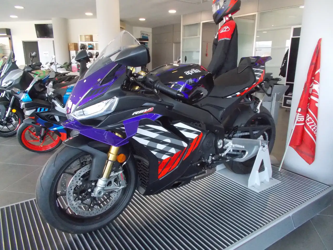 Aprilia RSV4