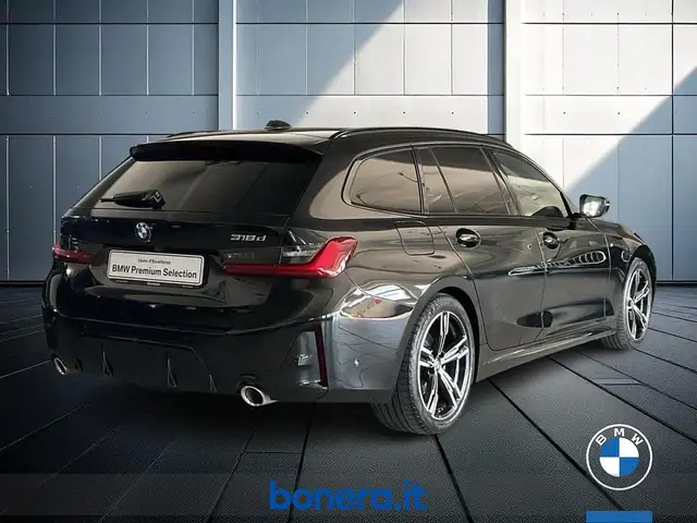 BMW 3 Series view 6